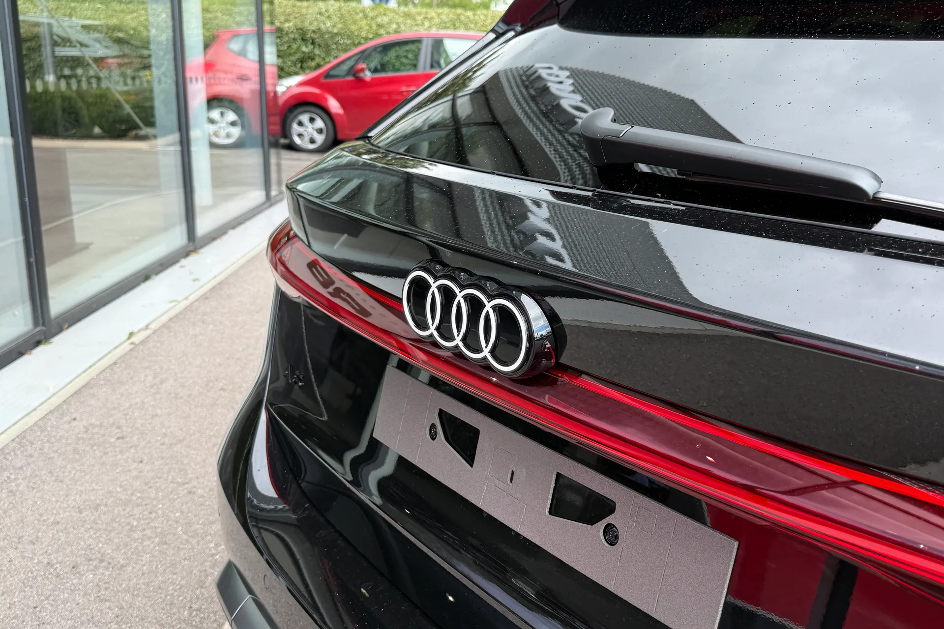Audi A6 thumbnail image number 16