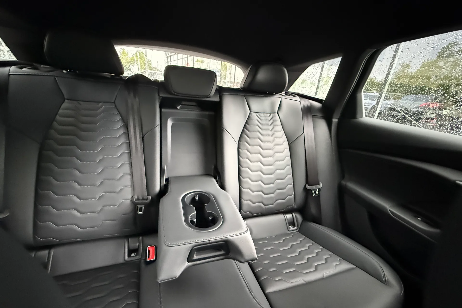Audi A6 thumbnail image number 48