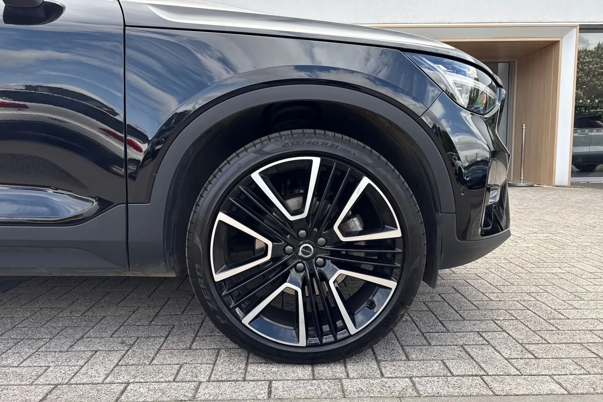 Volvo XC40 thumbnail image number 14
