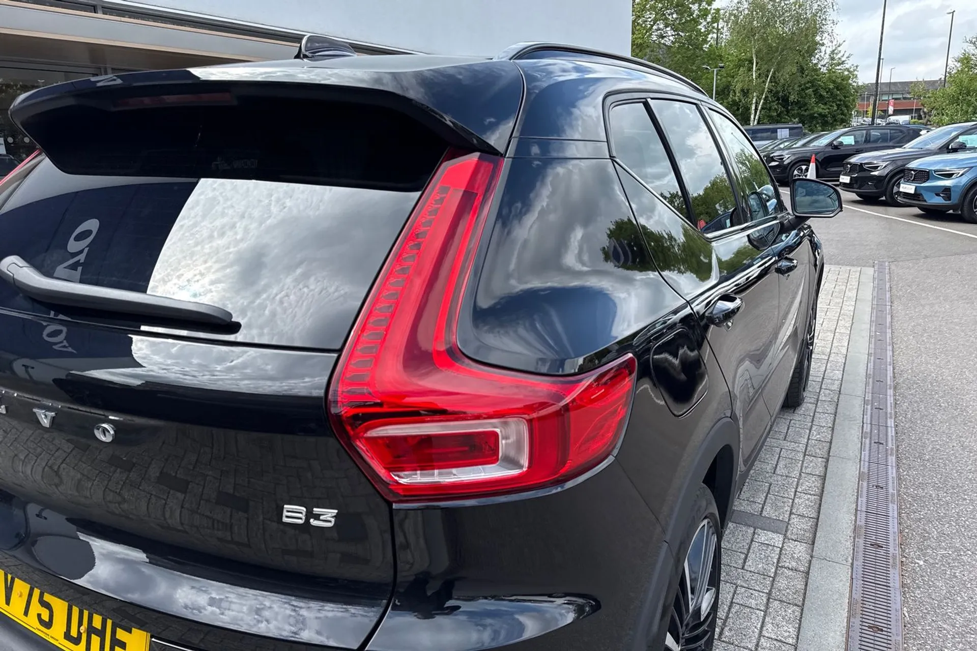 Volvo XC40 thumbnail image number 15