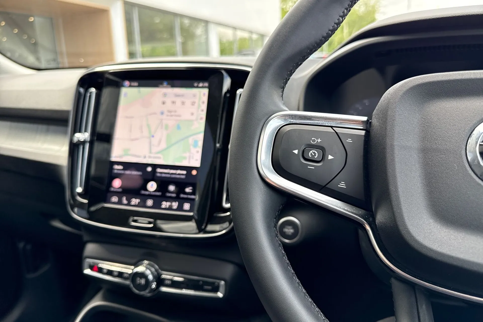 Volvo XC40 thumbnail image number 36