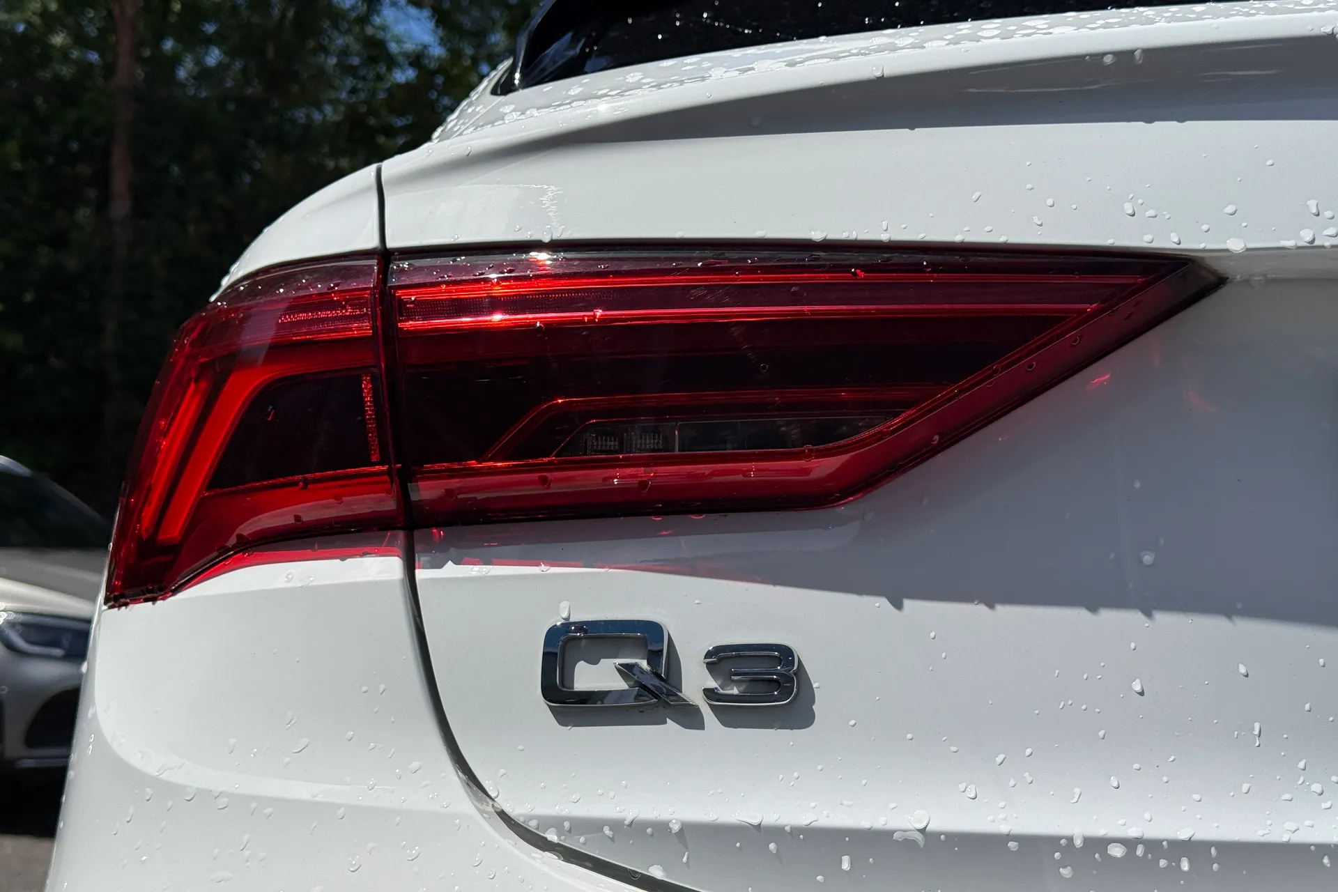 Audi Q3 thumbnail image number 46