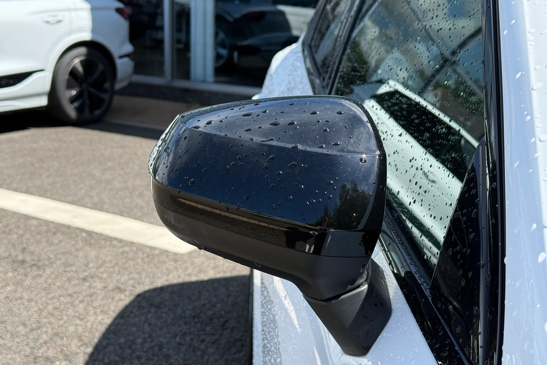 Audi Q3 thumbnail image number 14