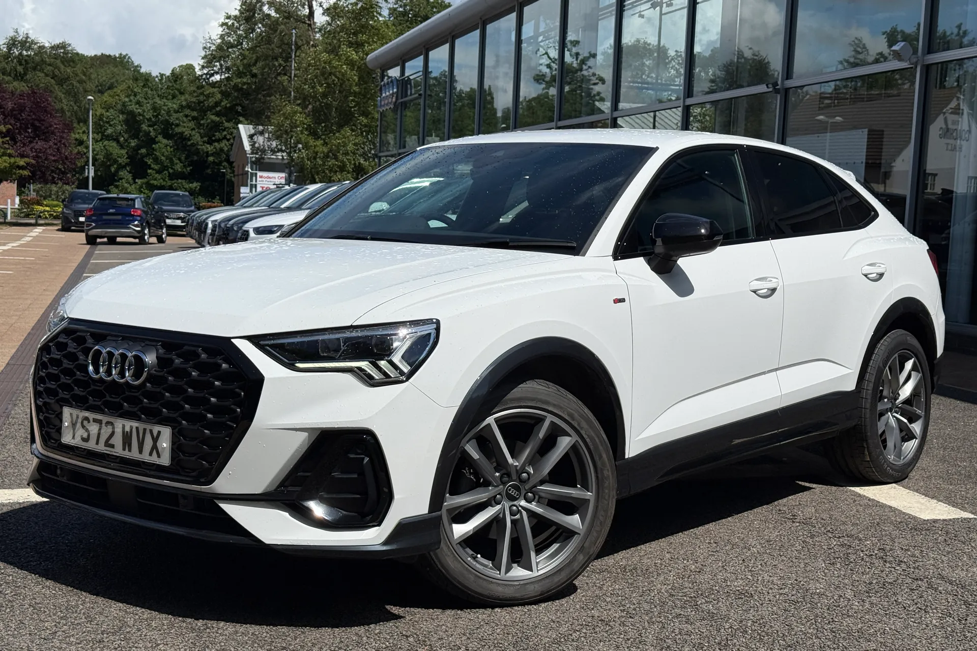 Audi Q3 thumbnail image number 56