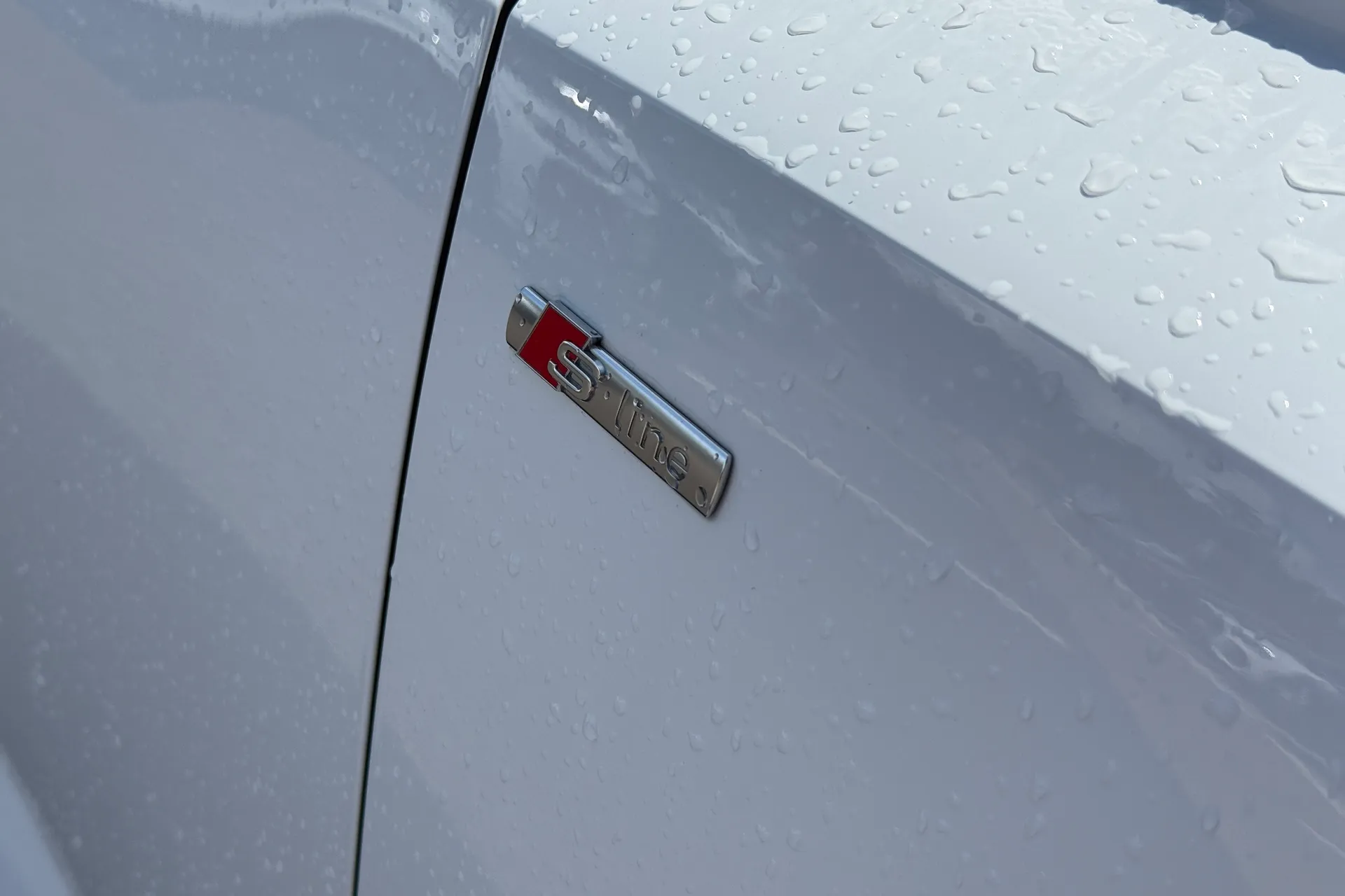 Audi Q3 thumbnail image number 13