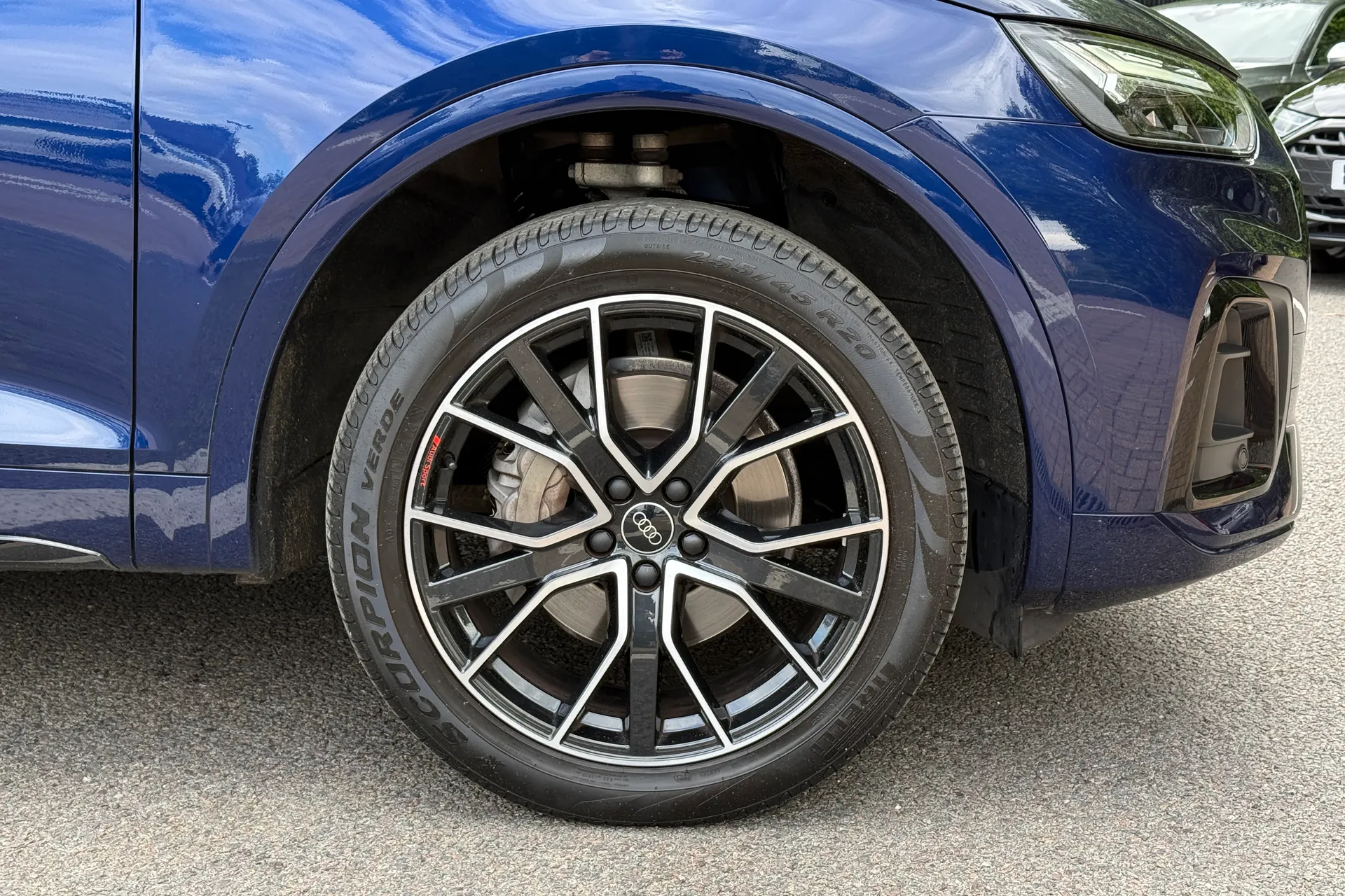 Audi Q5 thumbnail image number 34
