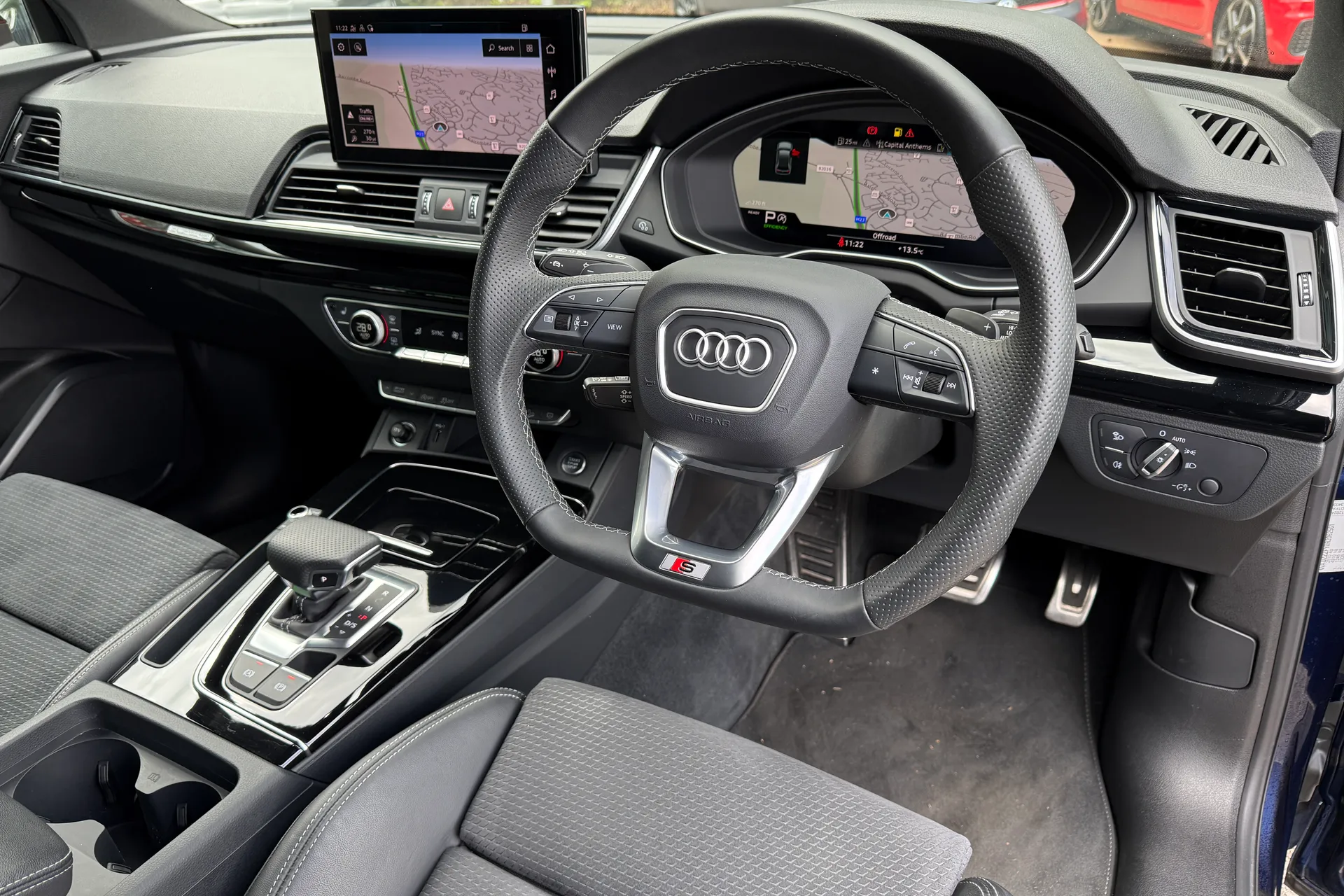 Audi Q5 thumbnail image number 30