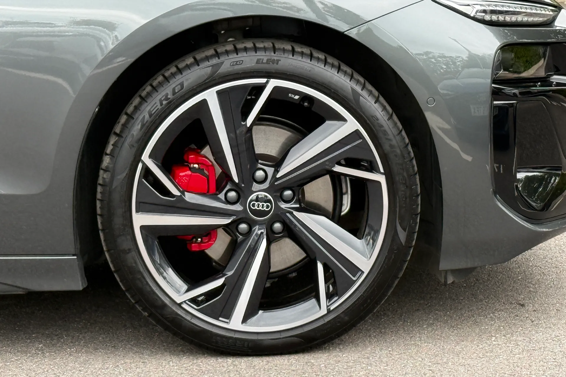 Audi A6 thumbnail image number 15