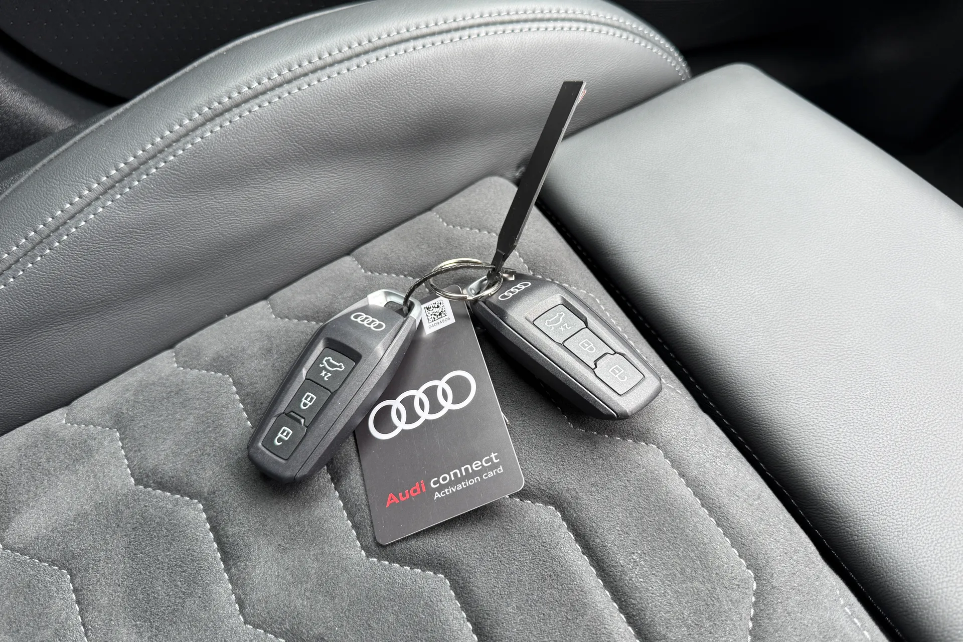 Audi A6 thumbnail image number 37