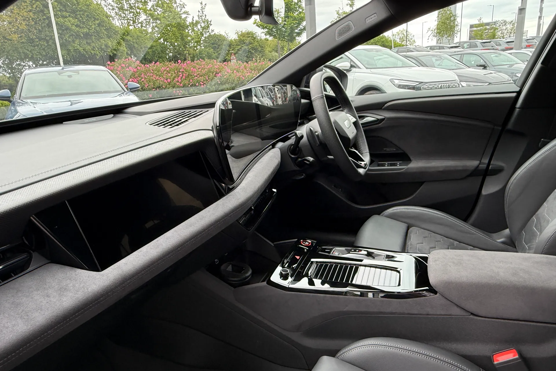 Audi A6 thumbnail image number 43