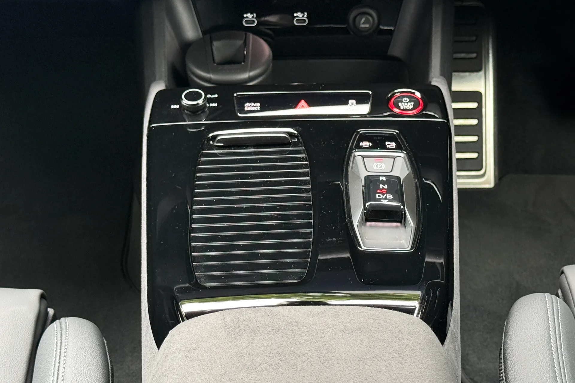 Audi A6 thumbnail image number 60