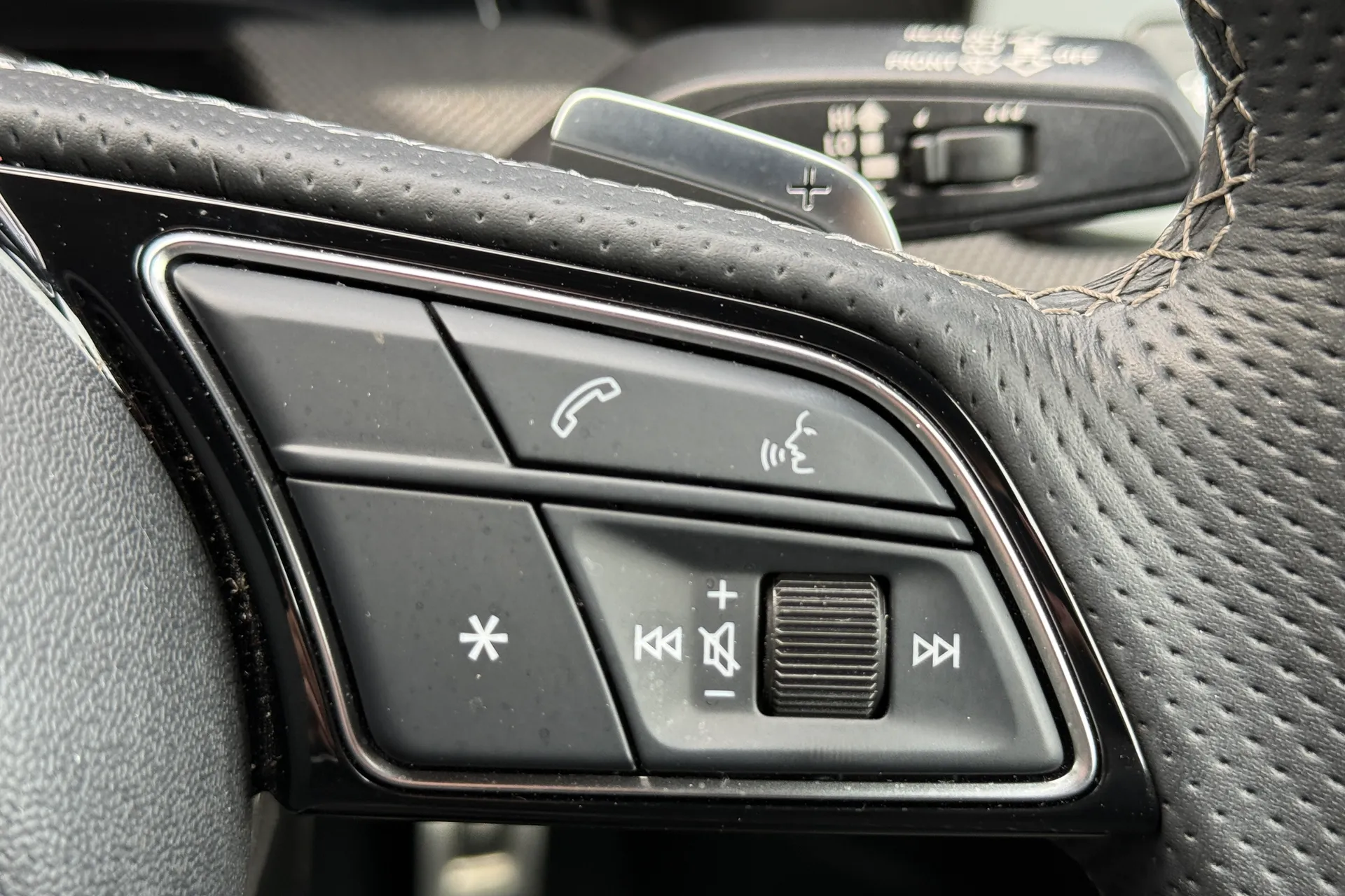 Audi A3 thumbnail image number 26