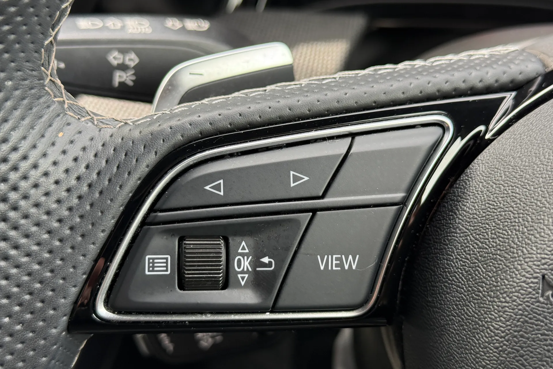 Audi A3 thumbnail image number 25