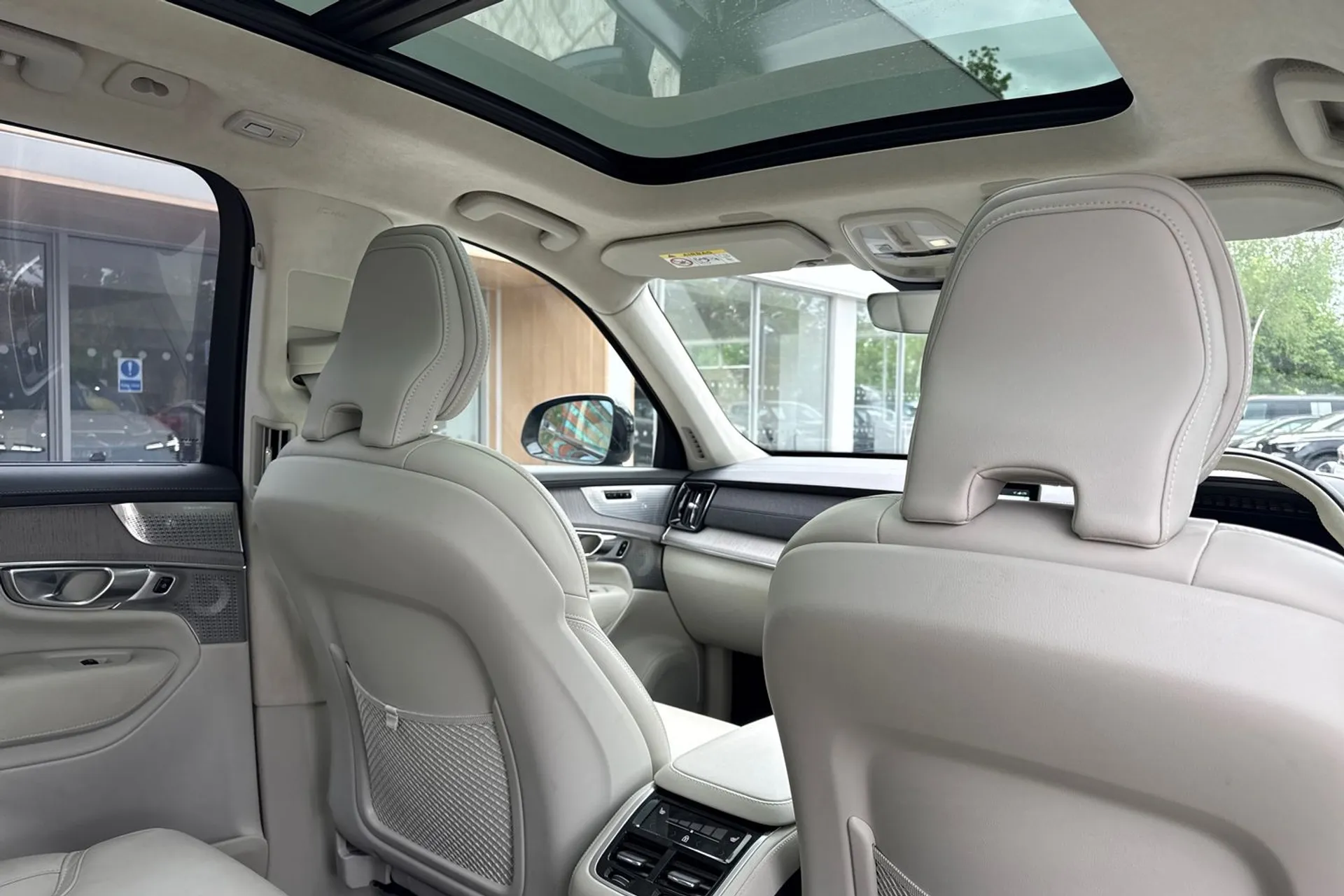 Volvo XC90 thumbnail image number 23