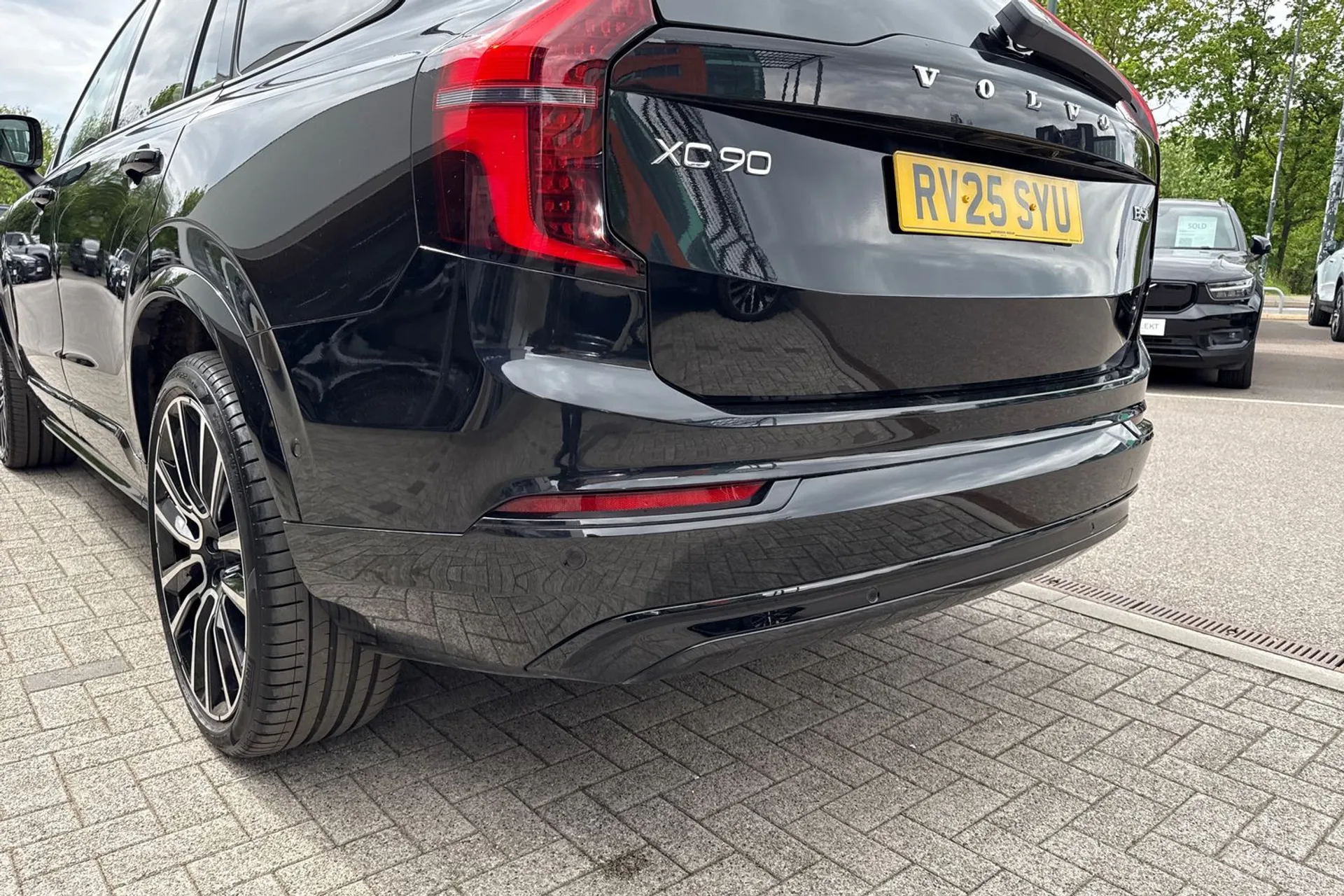 Volvo XC90 thumbnail image number 18