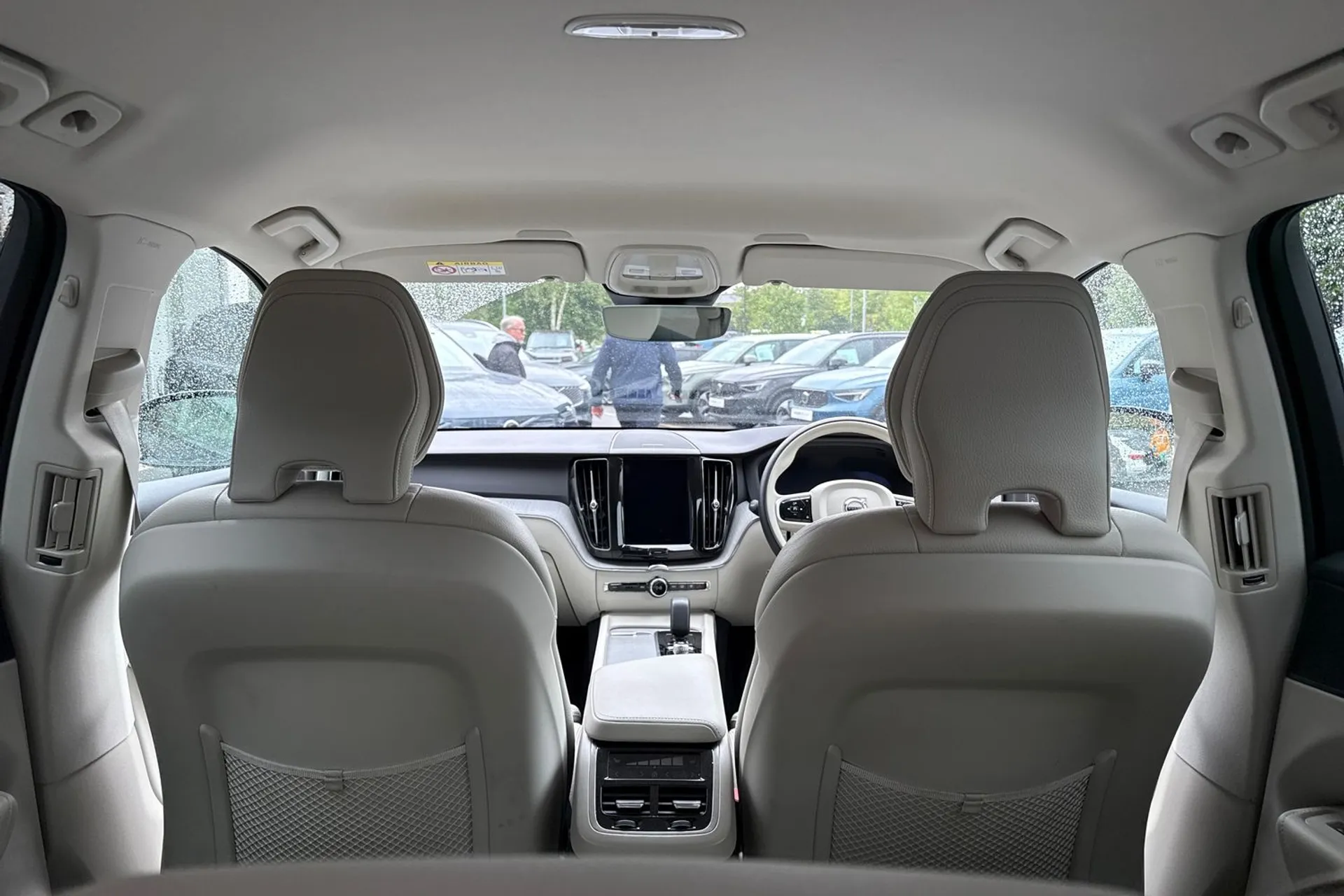 Volvo XC60 thumbnail image number 21