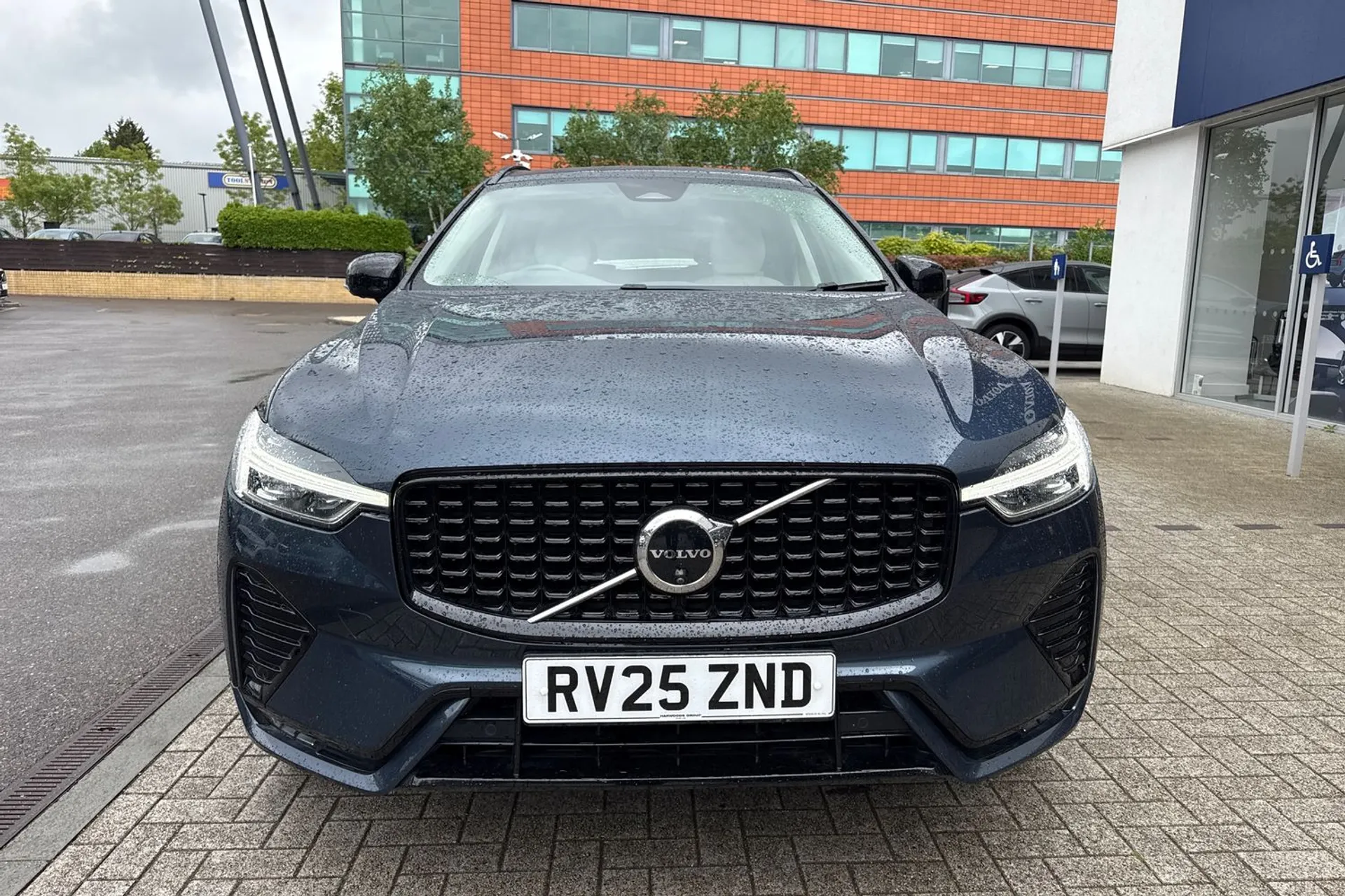 Volvo XC60 thumbnail image number 13