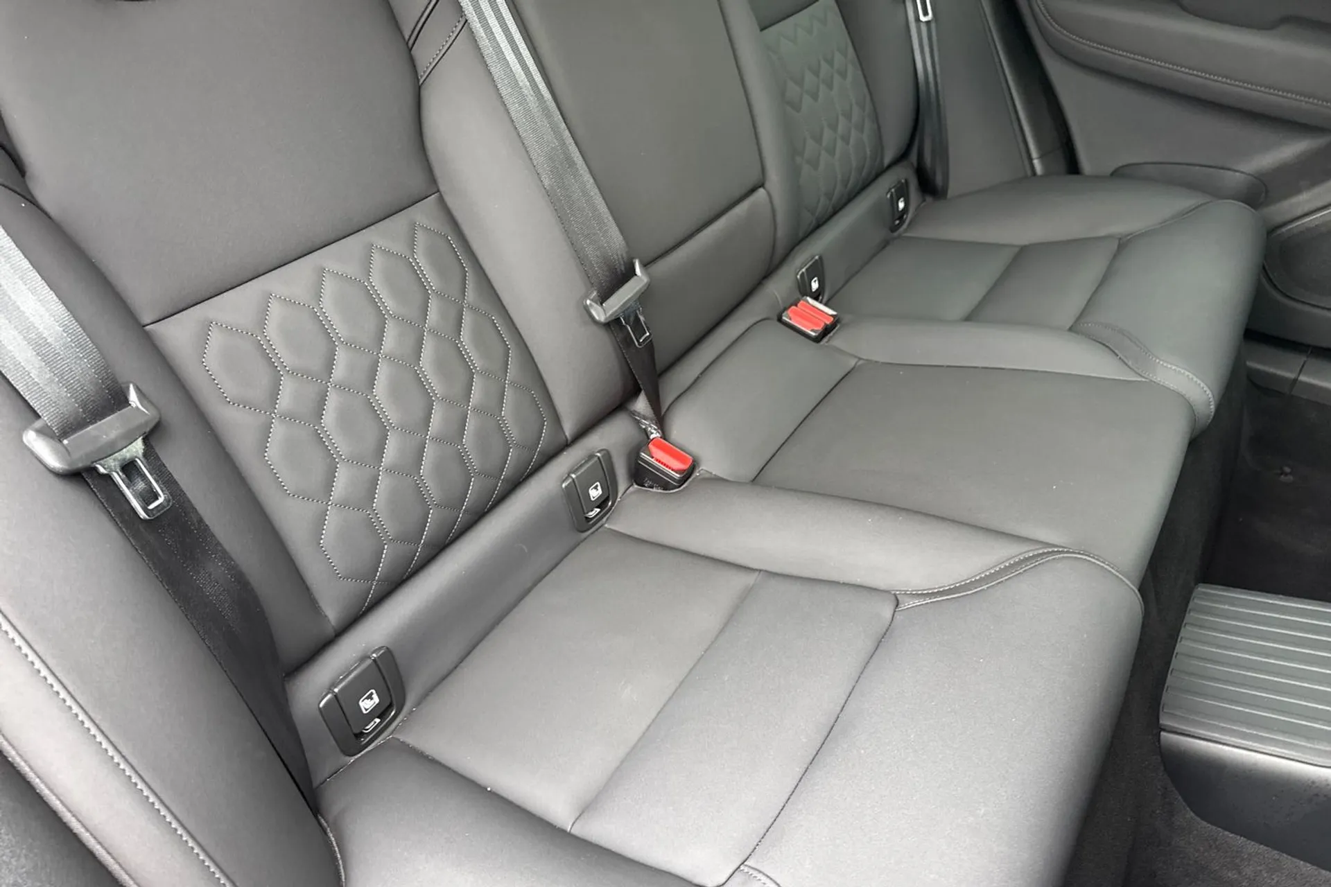 Volvo XC60 thumbnail image number 25