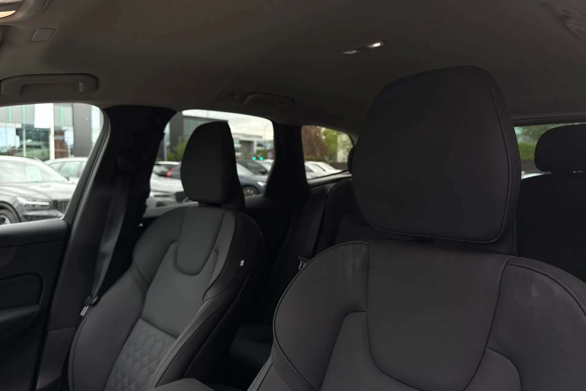Volvo XC60 thumbnail image number 29