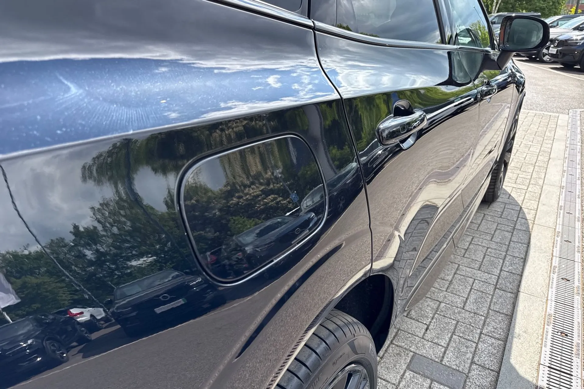 Volvo XC60 thumbnail image number 19