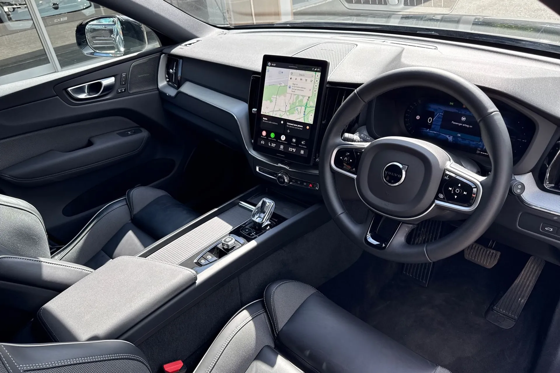 Volvo XC60 thumbnail image number 6