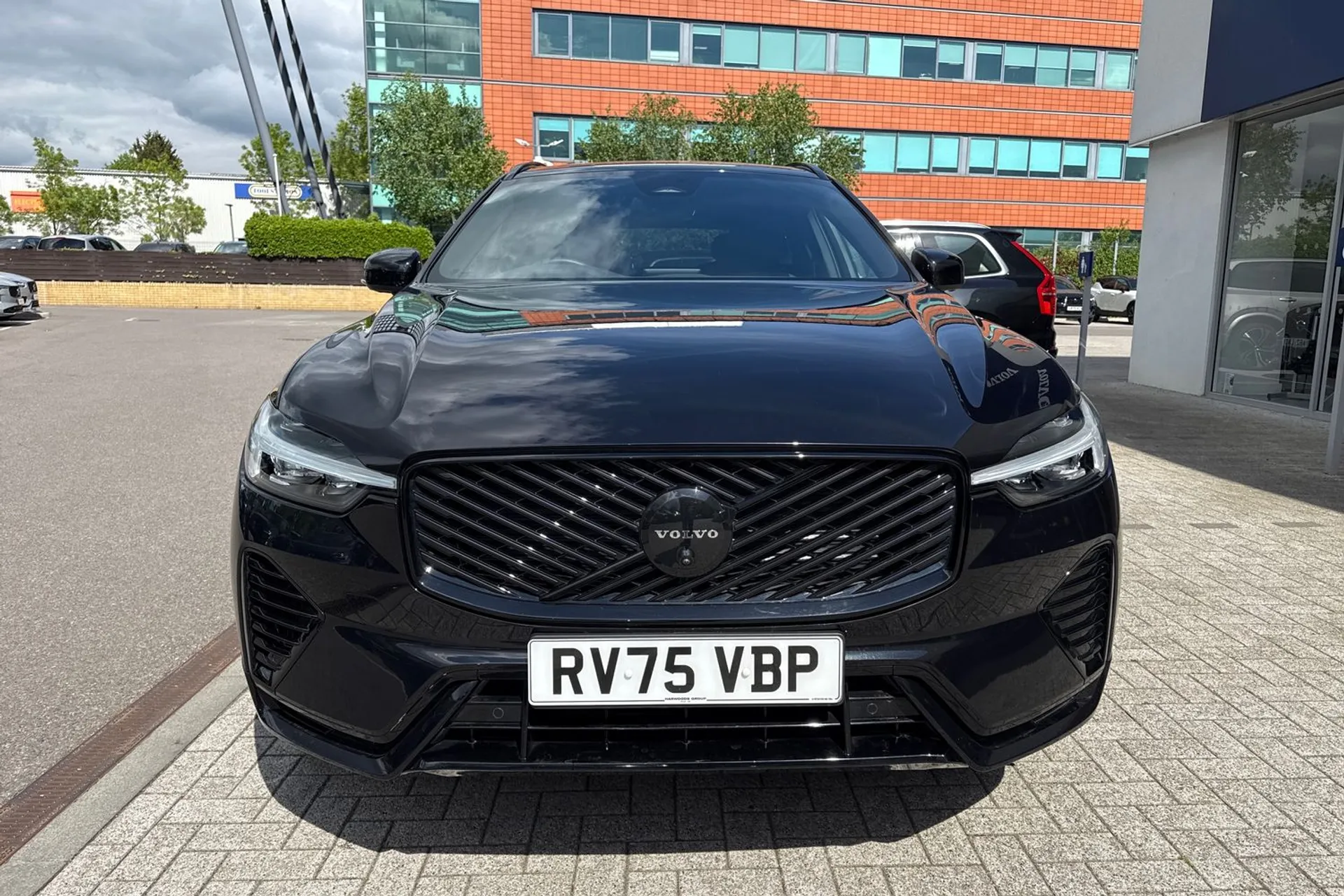 Volvo XC60 thumbnail image number 13