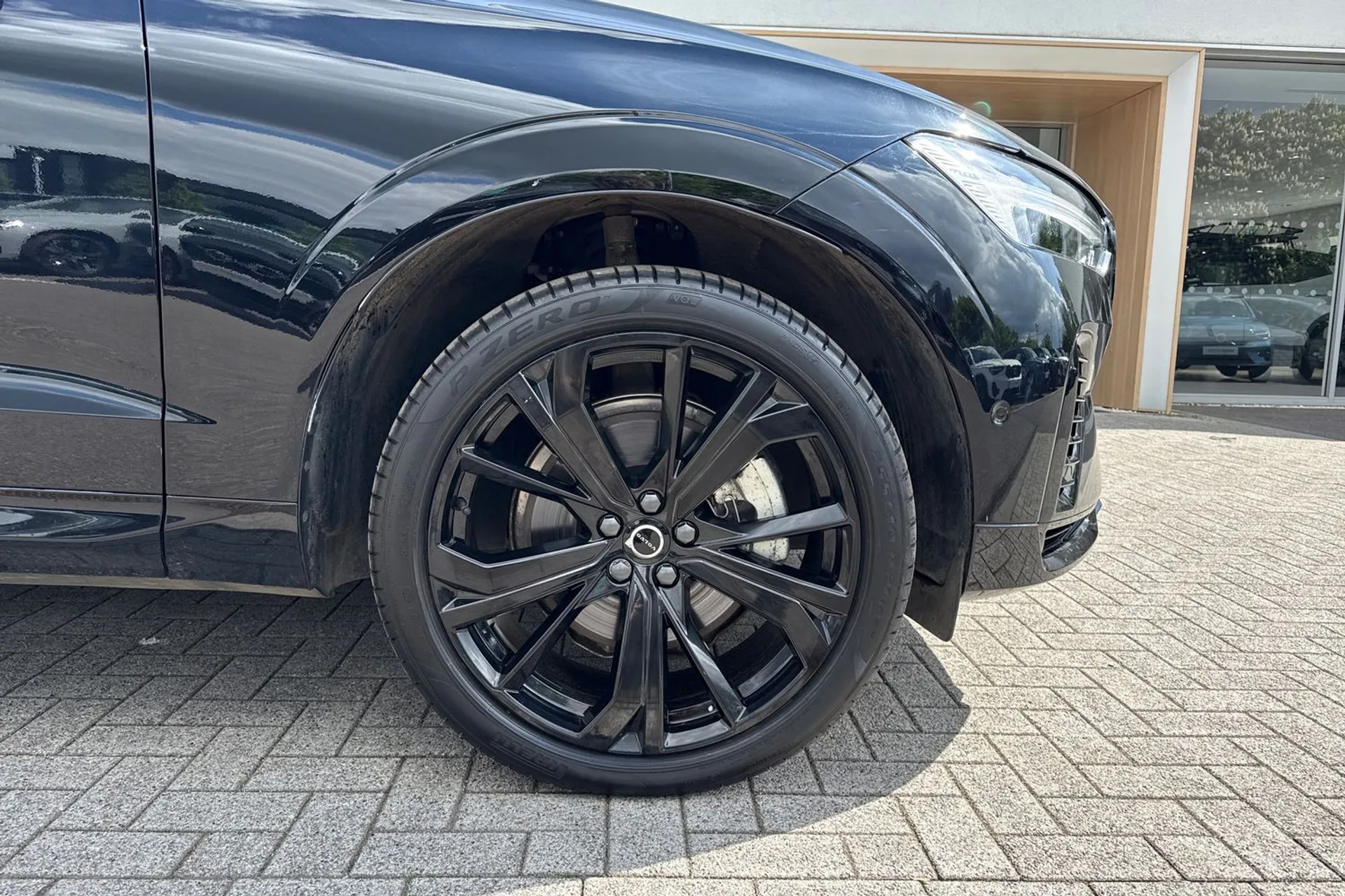 Volvo XC60 thumbnail image number 14