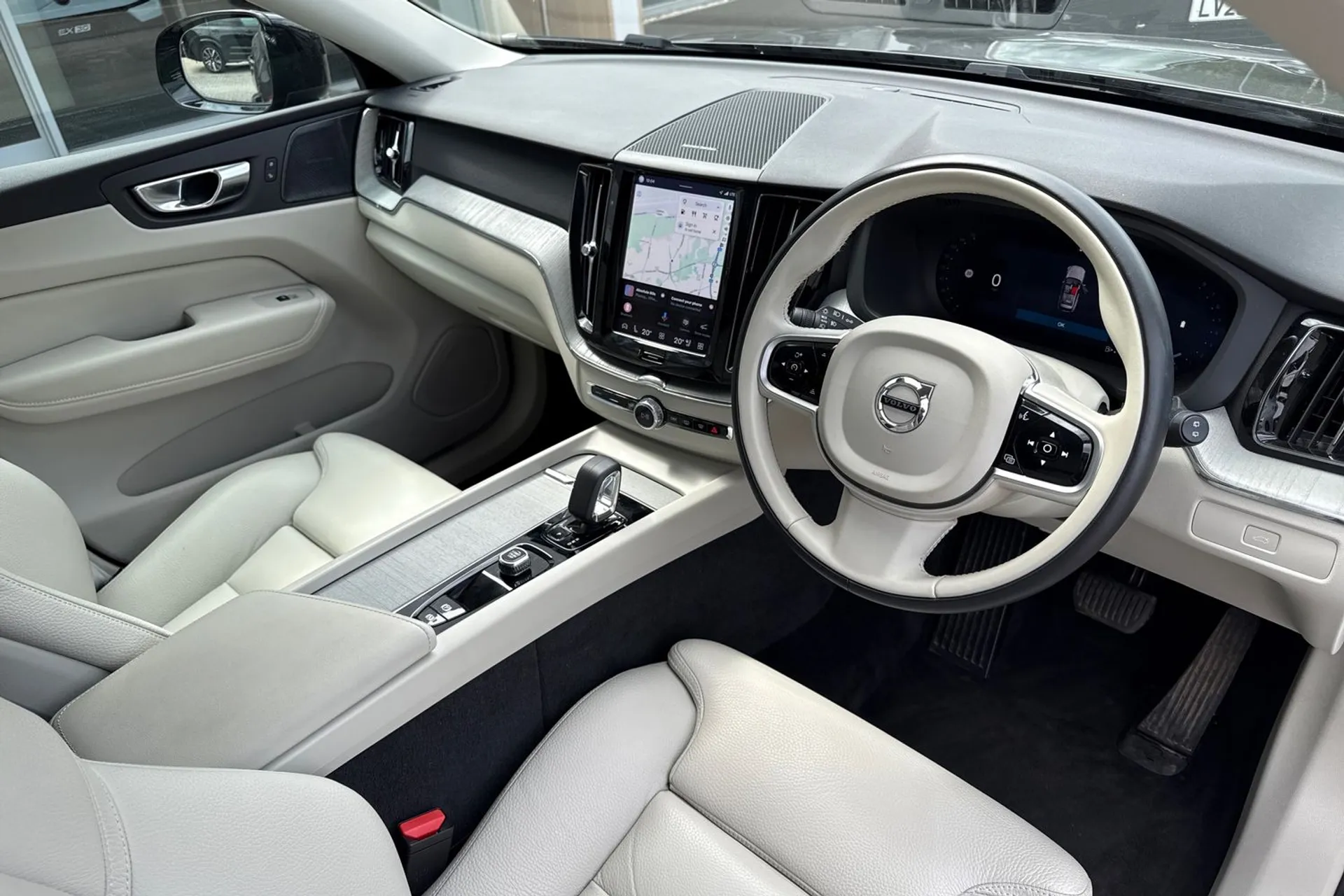 Volvo XC60 thumbnail image number 6