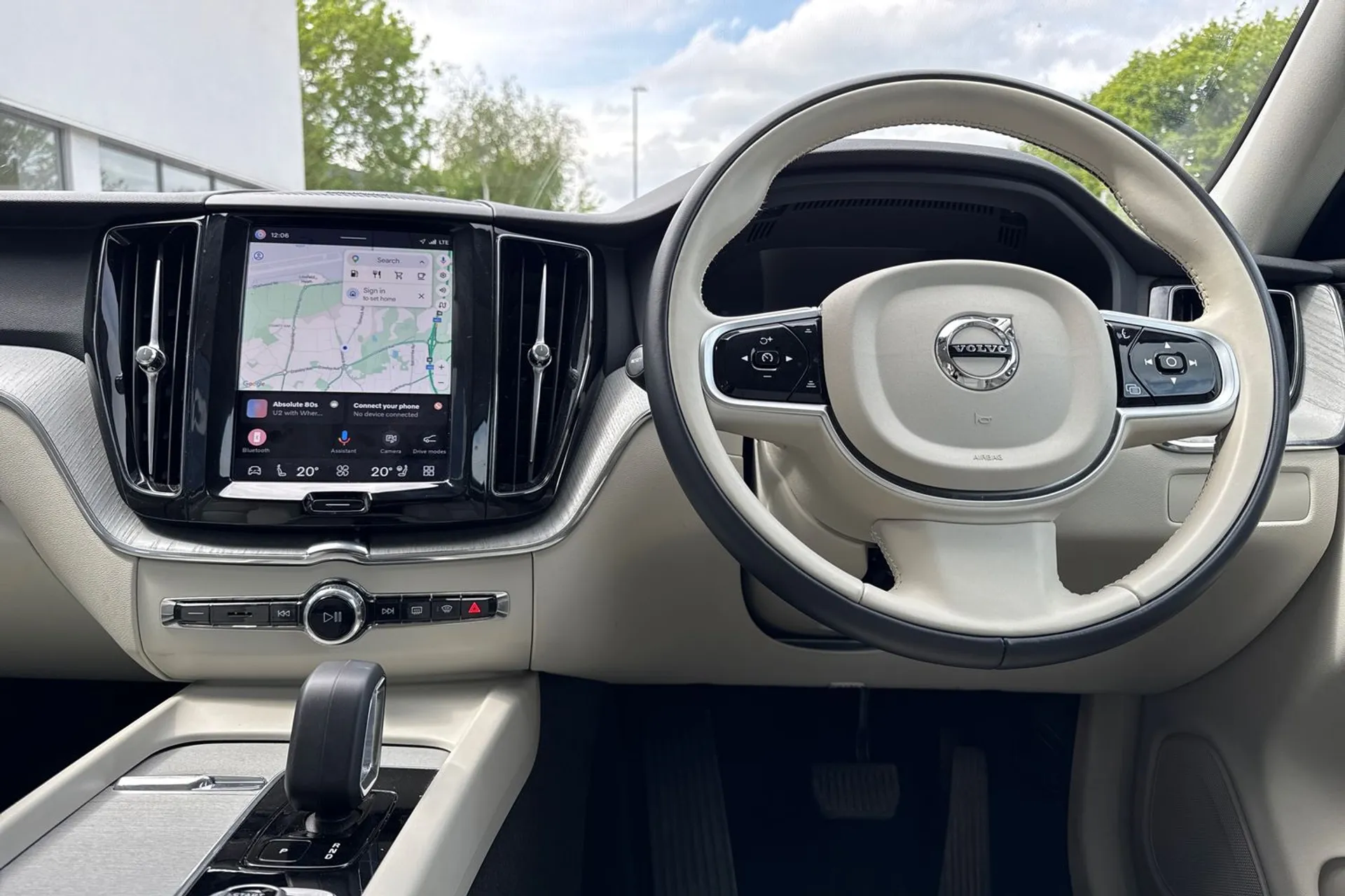 Volvo XC60 thumbnail image number 34
