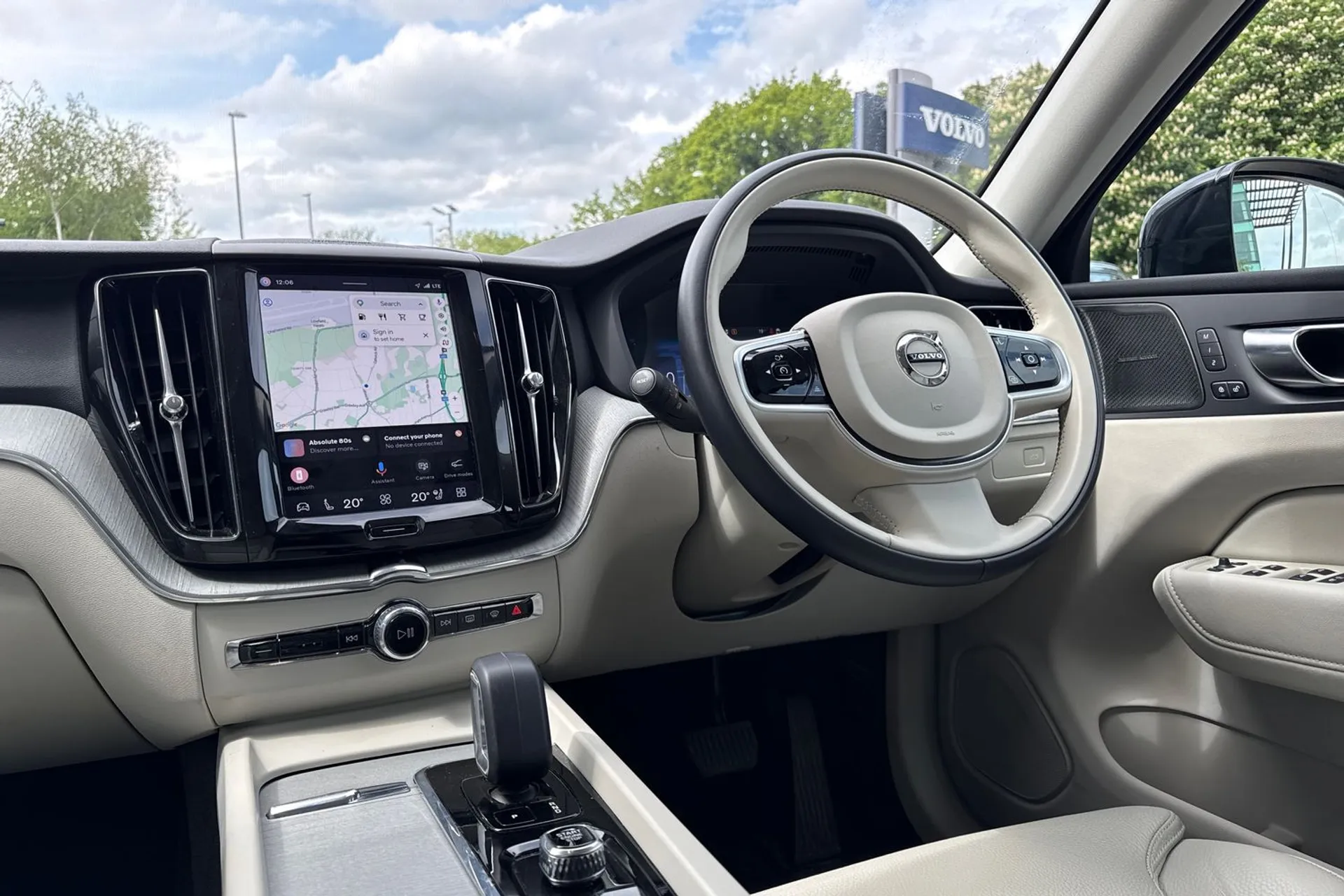 Volvo XC60 thumbnail image number 35