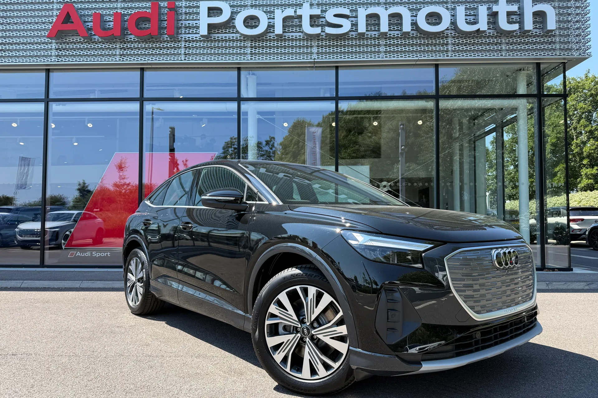 Audi Q4 e-tron focused image