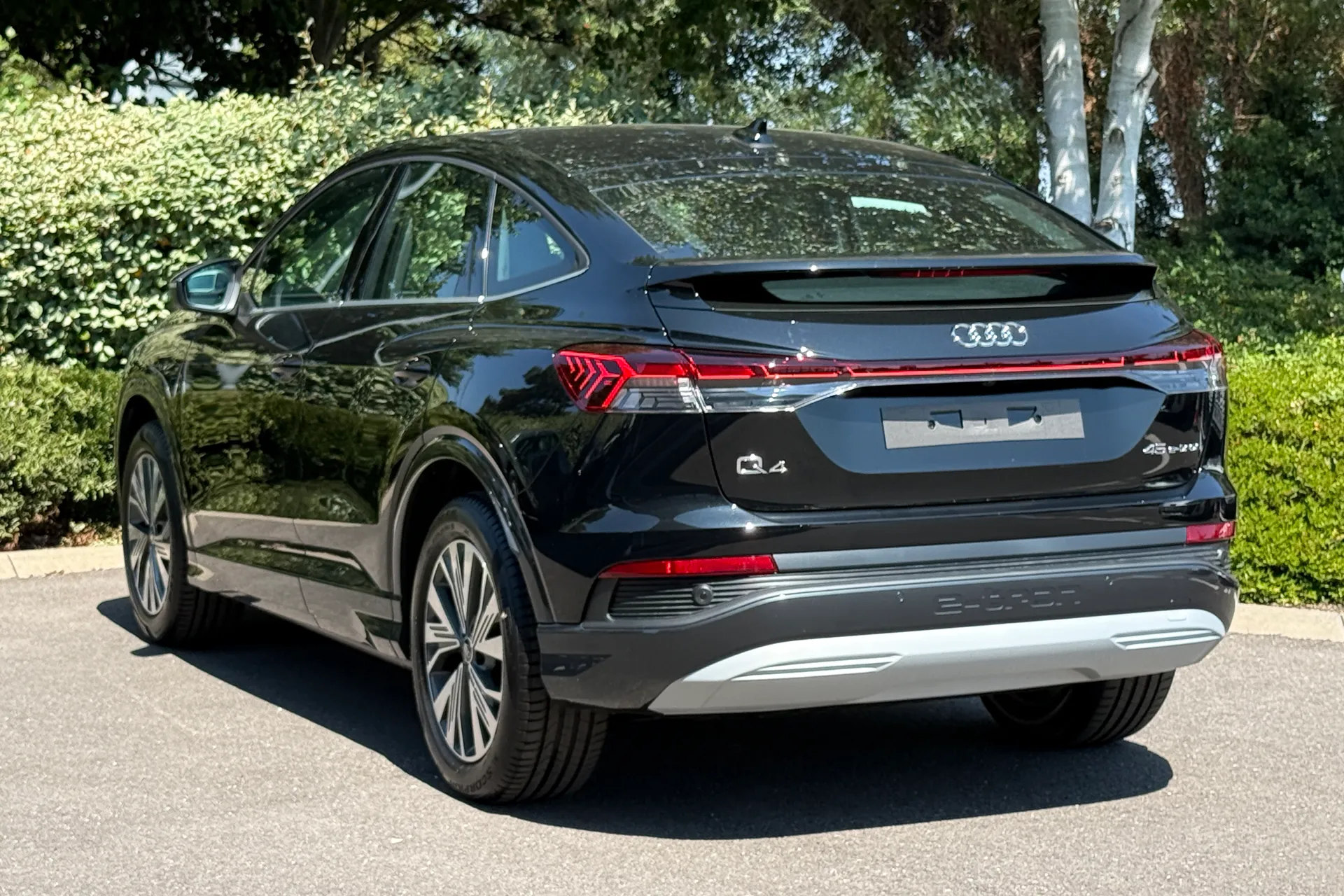 Audi Q4 e-tron thumbnail image number 45