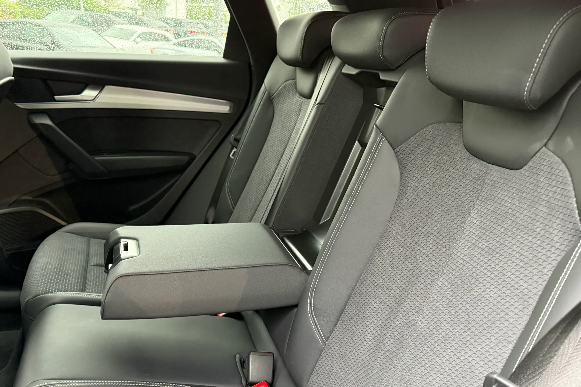 Audi Q5 thumbnail image number 42