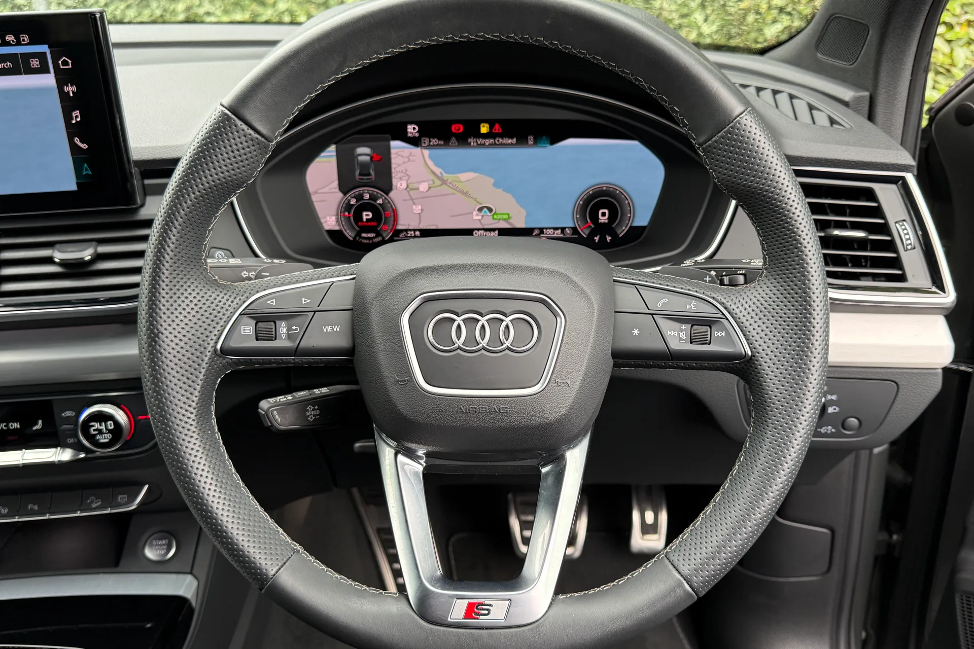 Audi Q5 thumbnail image number 17