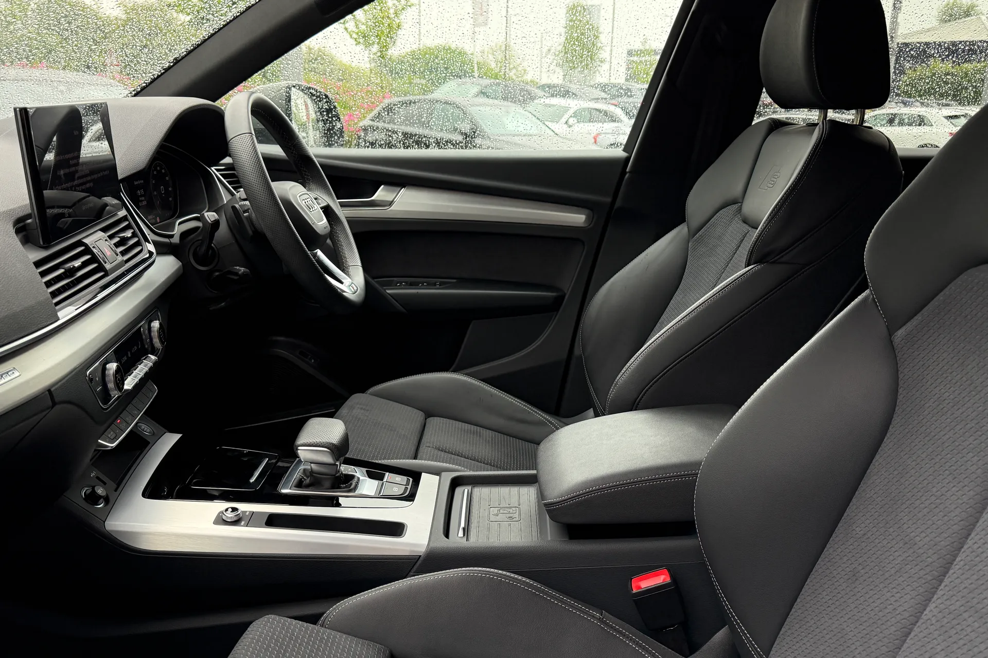 Audi Q5 thumbnail image number 40