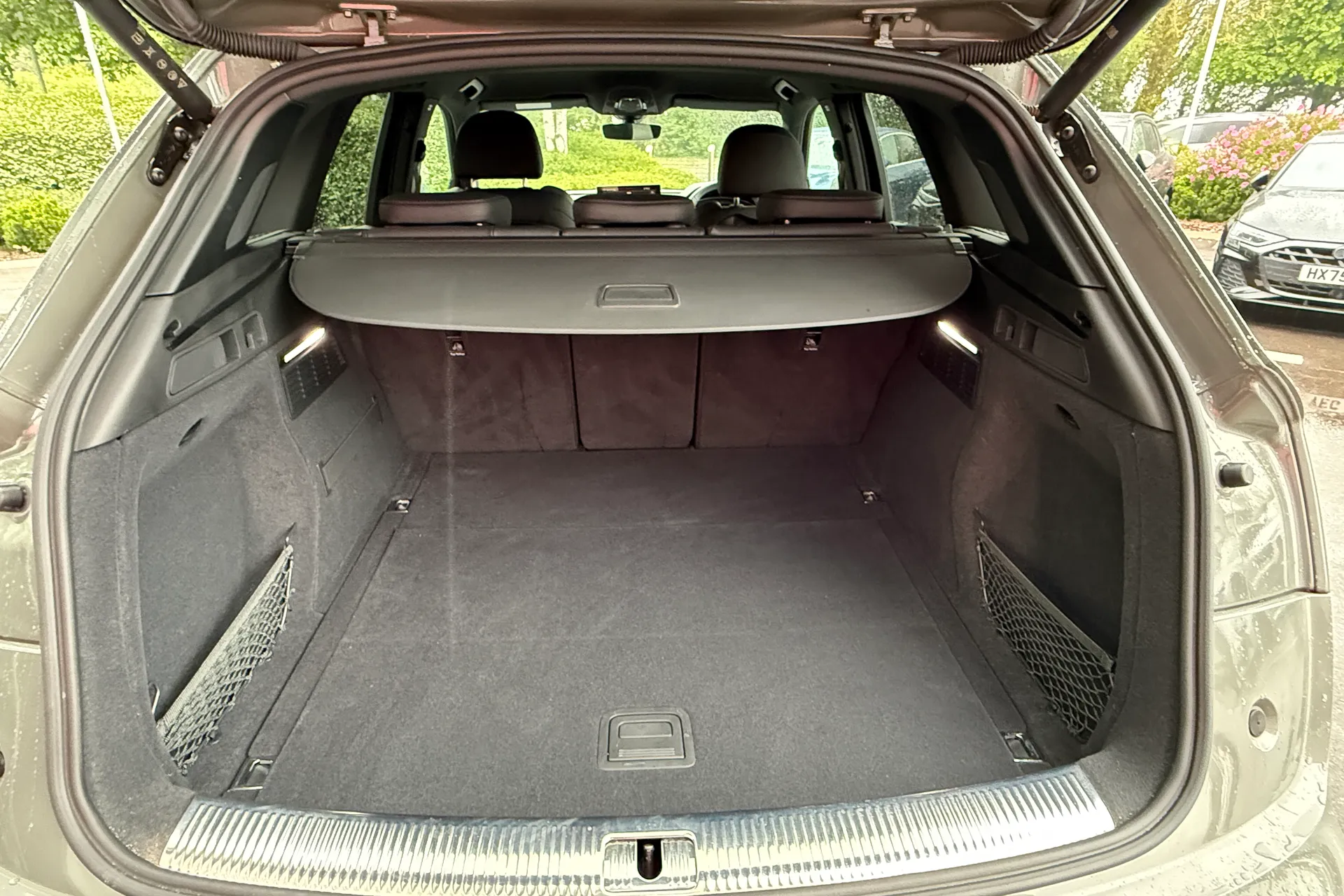 Audi Q5 thumbnail image number 46