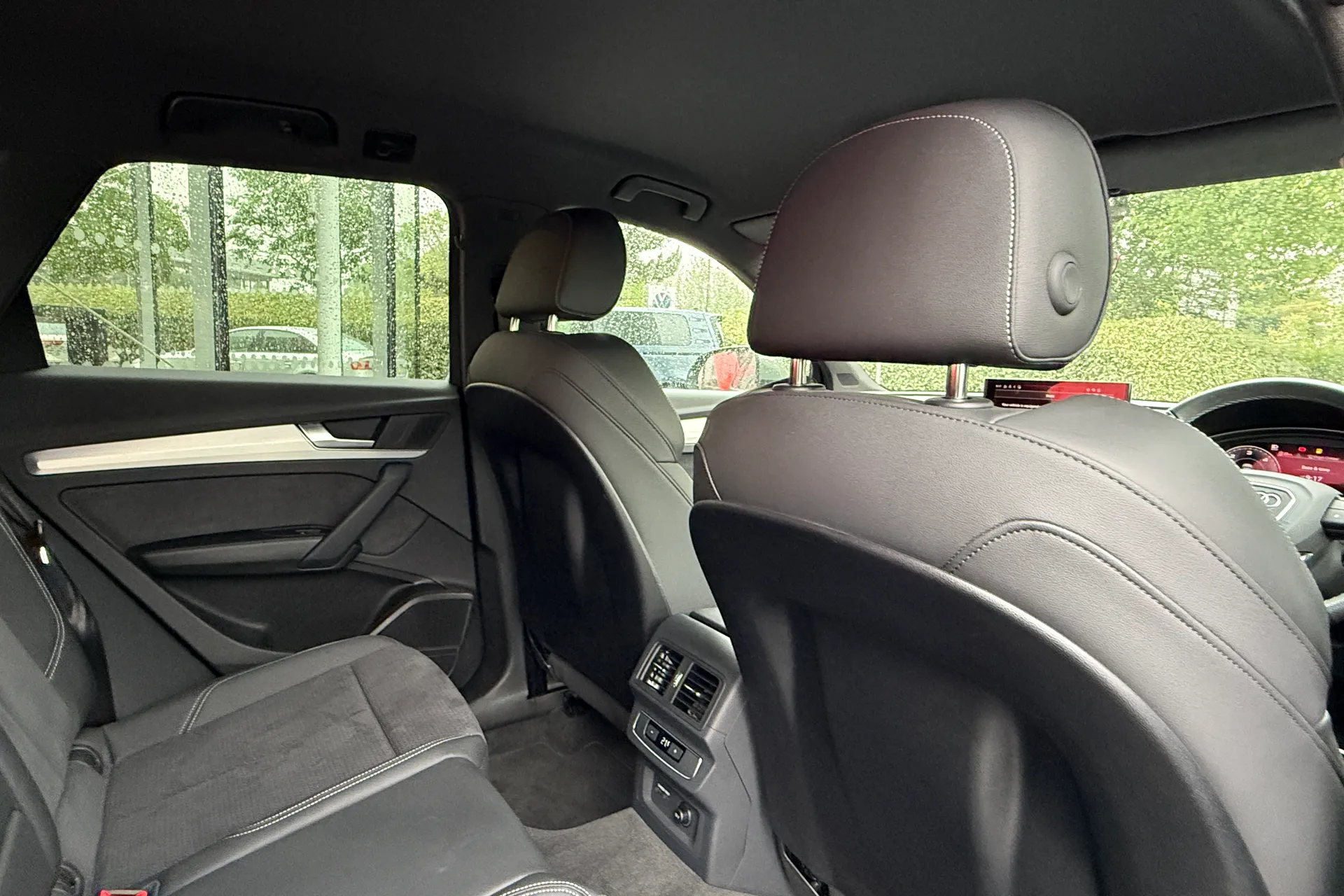 Audi Q5 thumbnail image number 48