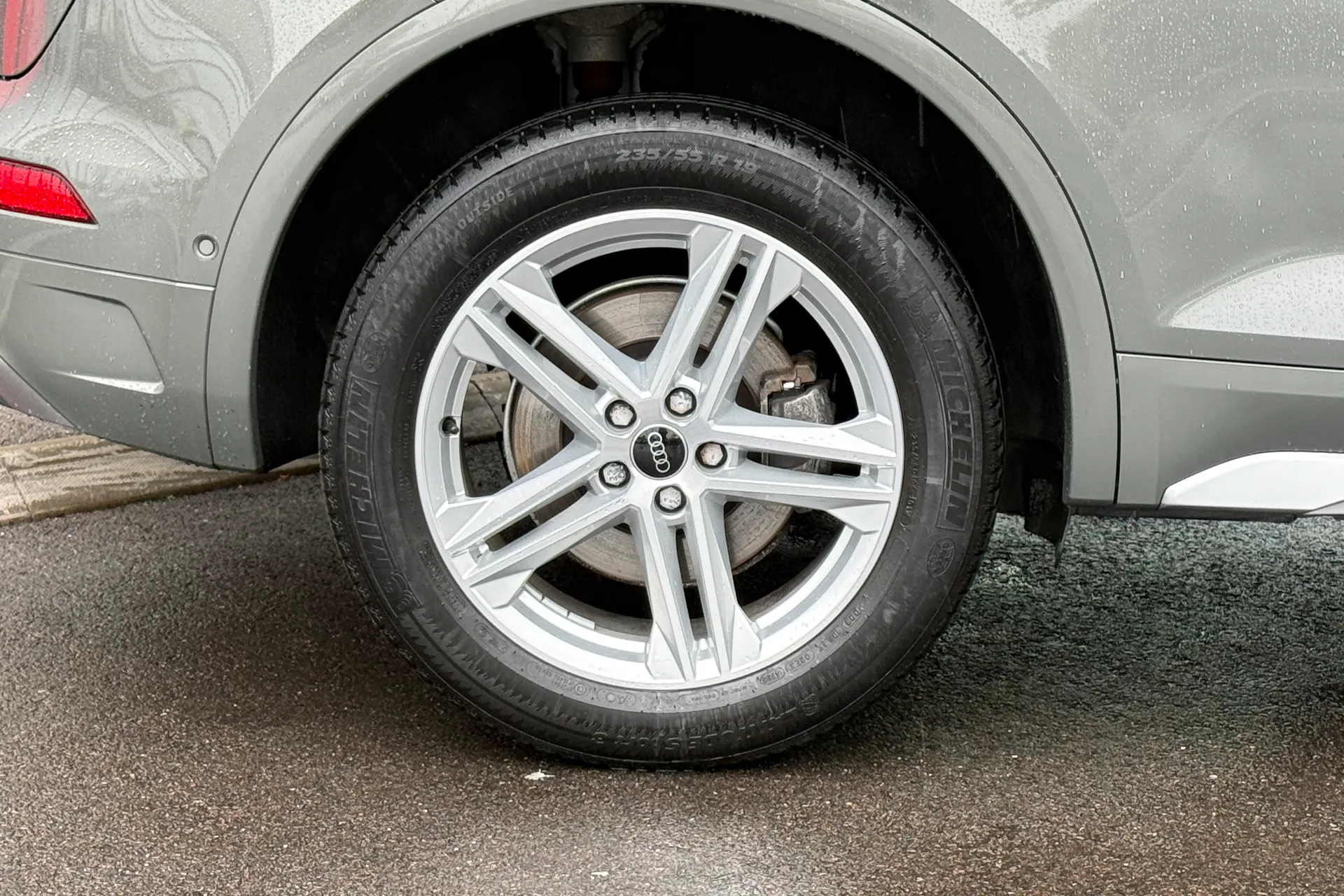 Audi Q5 thumbnail image number 27
