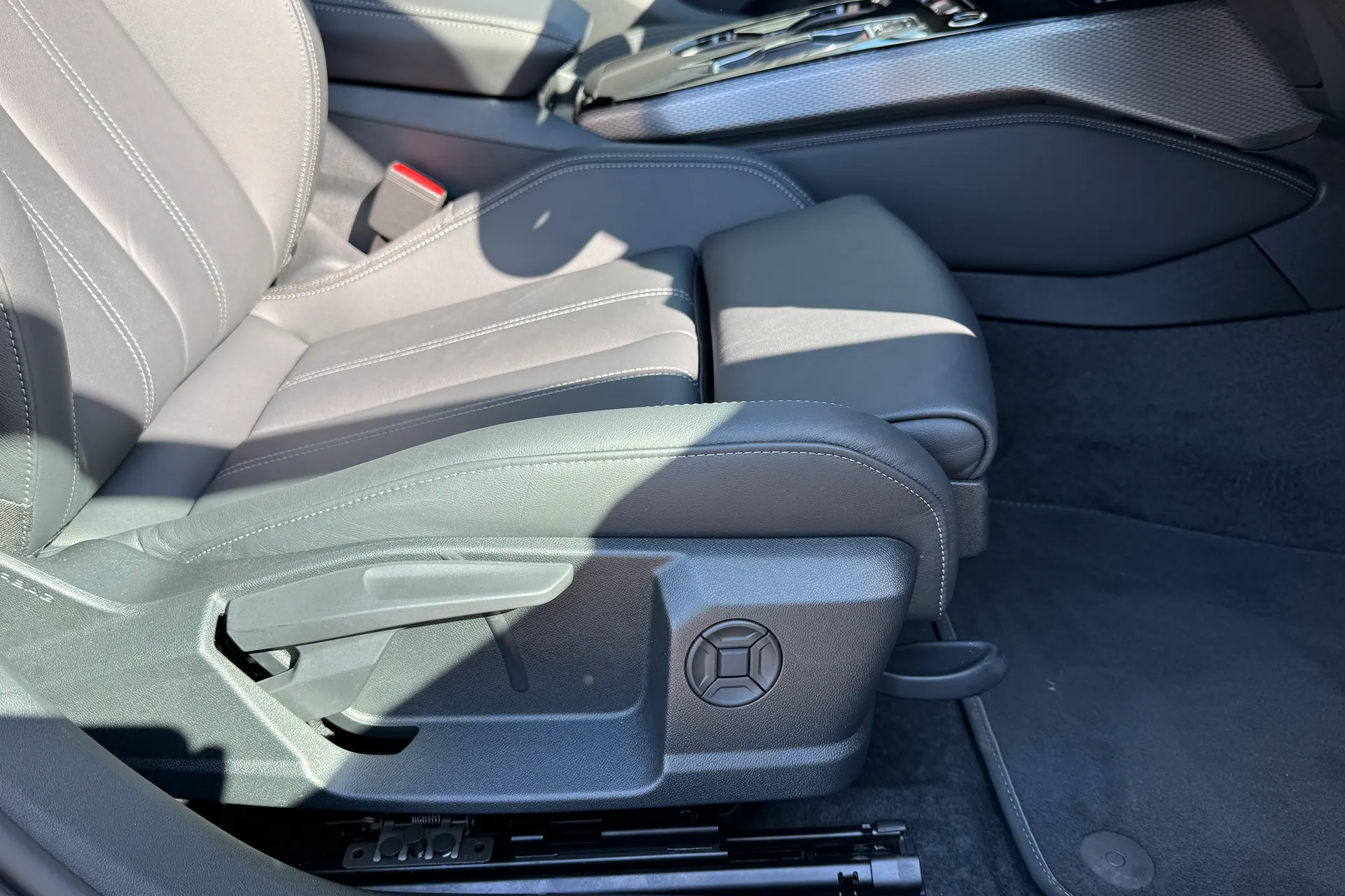 Audi A5 thumbnail image number 34