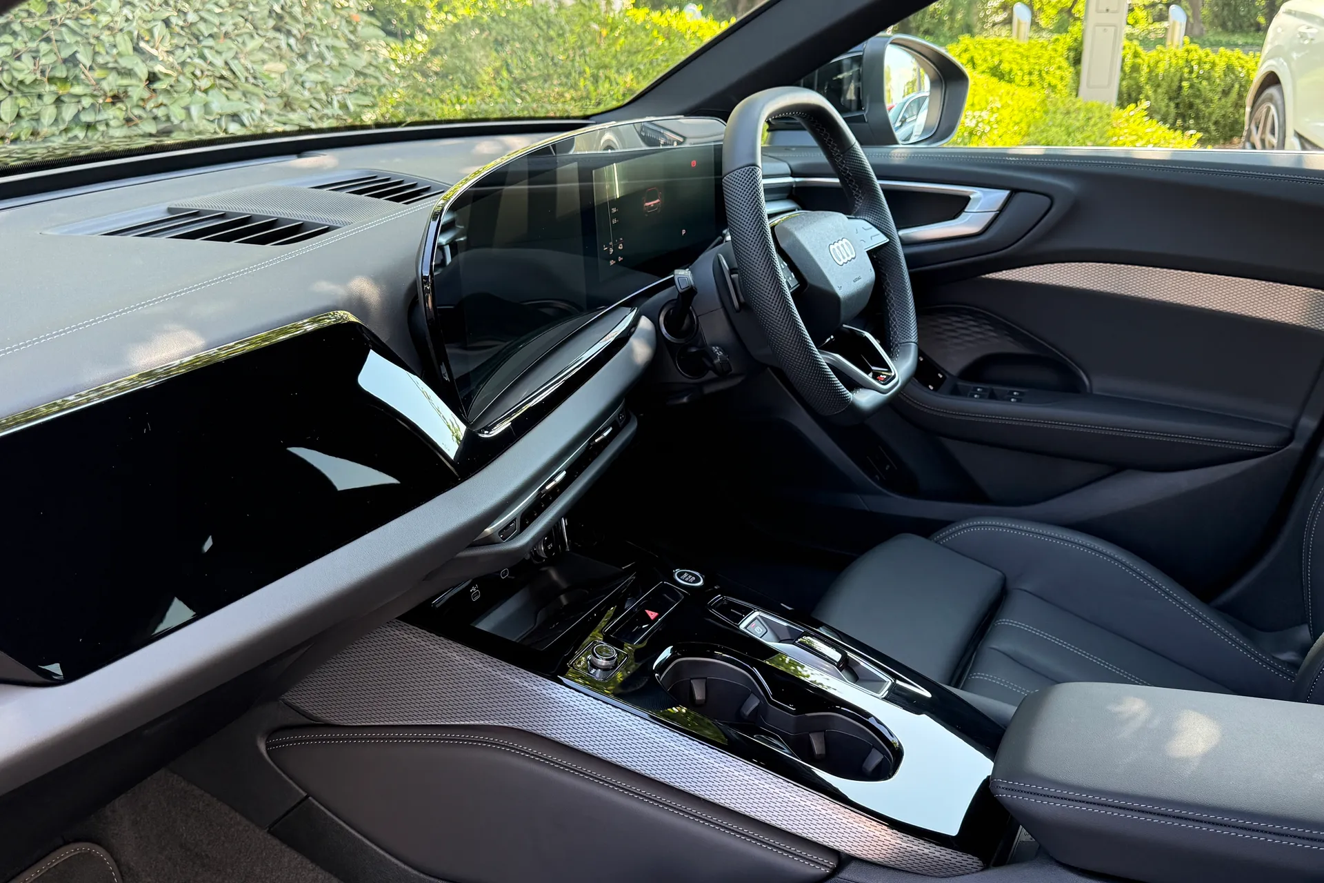 Audi A5 thumbnail image number 24