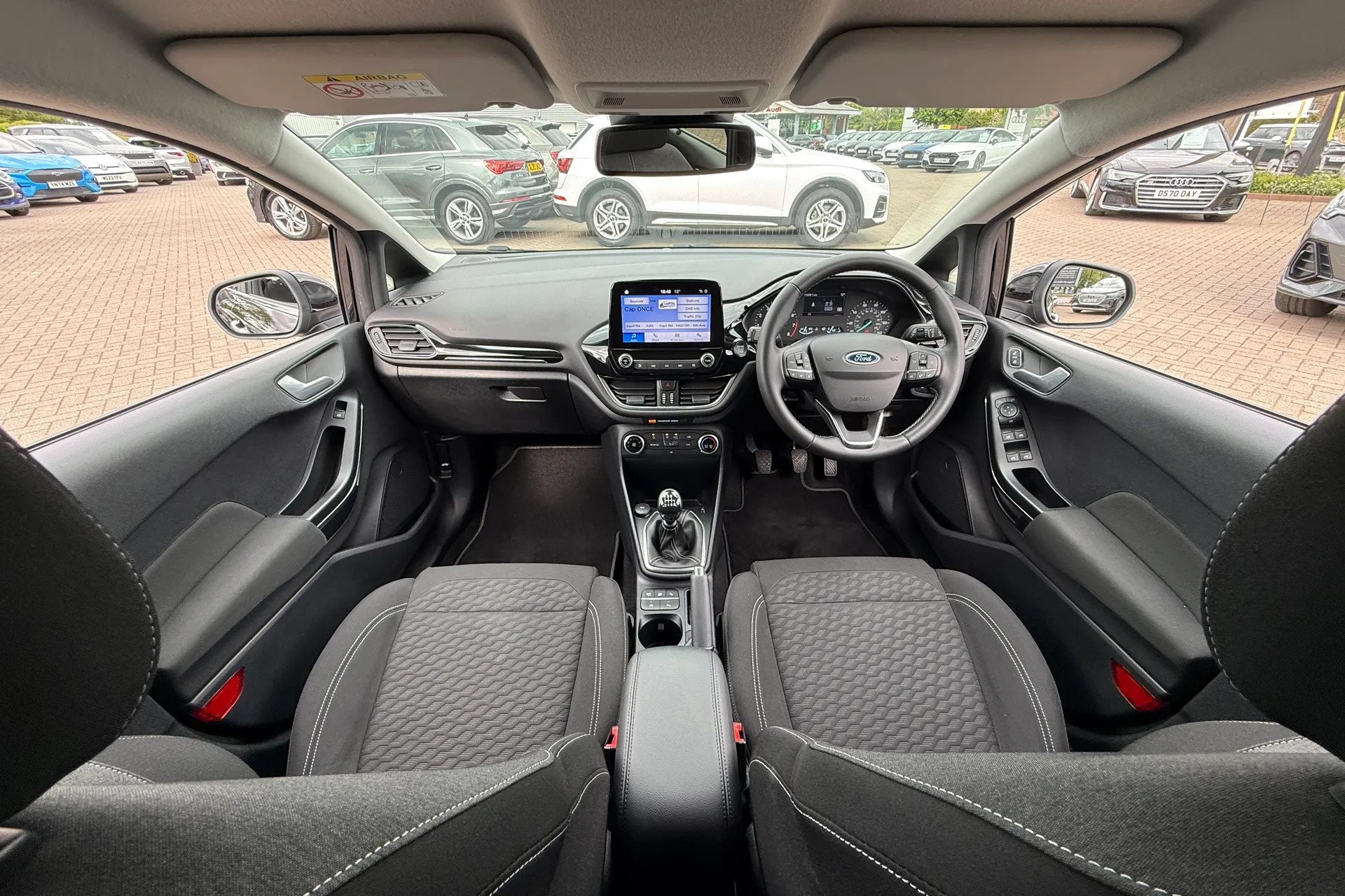 FORD FIESTA thumbnail image number 3