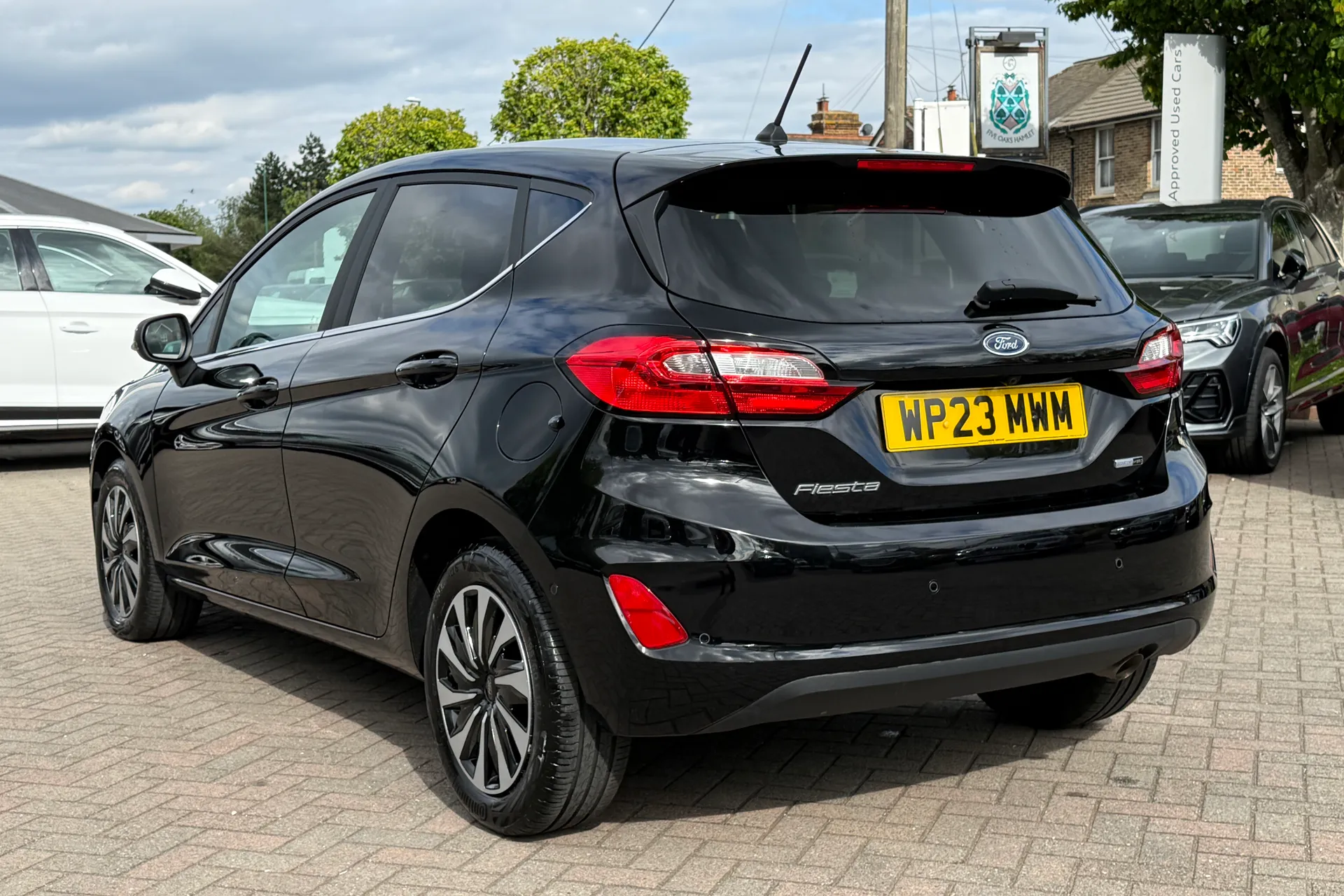 FORD FIESTA thumbnail image number 31