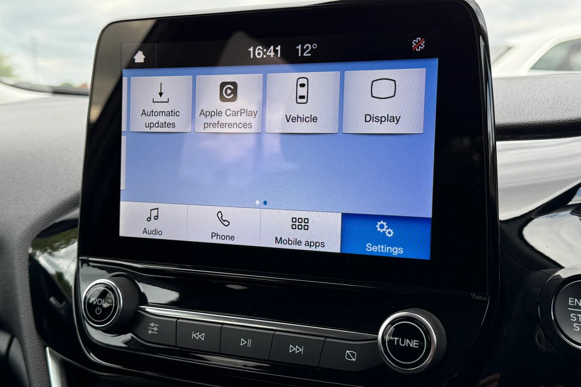 FORD FIESTA thumbnail image number 9