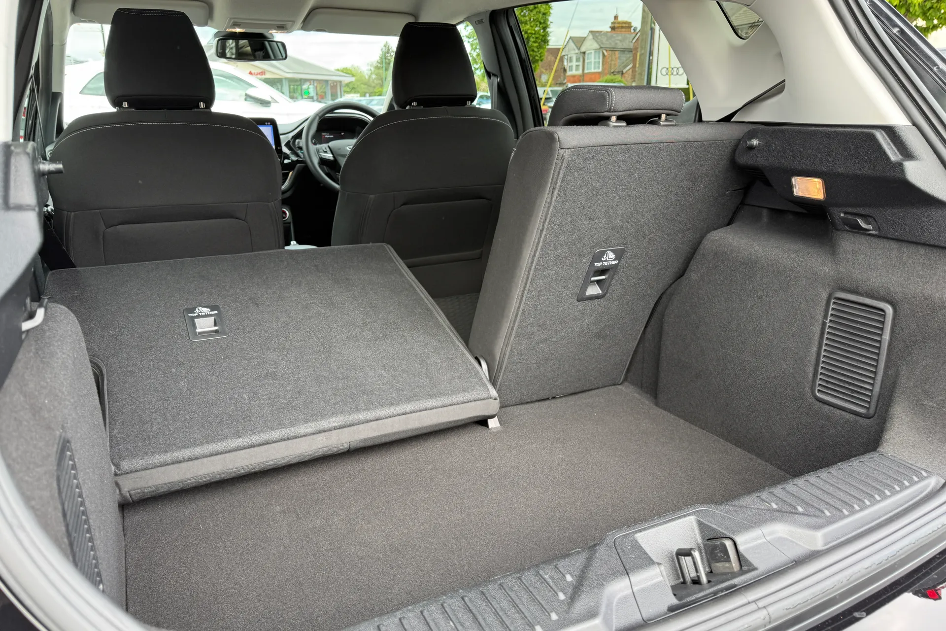FORD FIESTA thumbnail image number 33