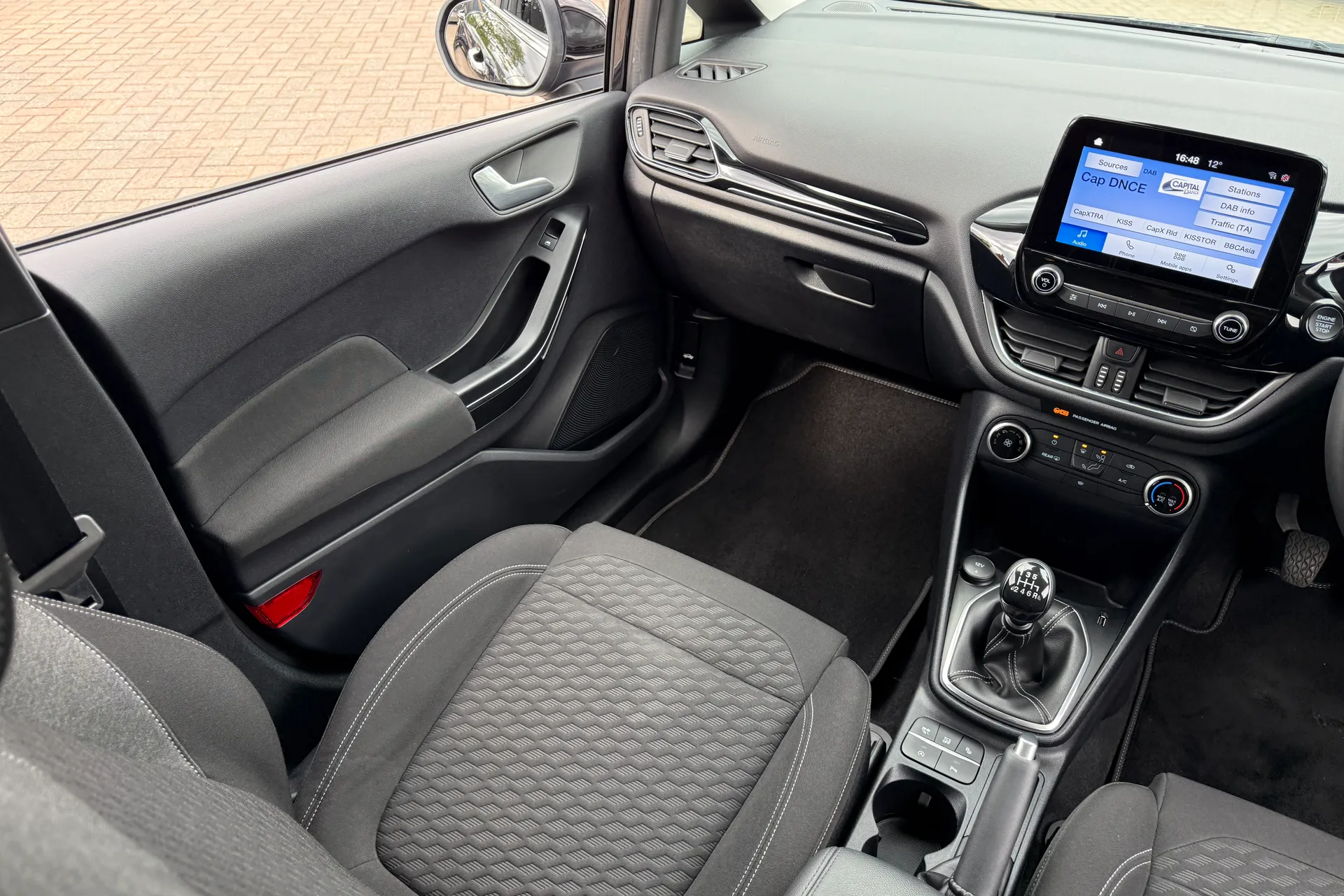 FORD FIESTA thumbnail image number 35