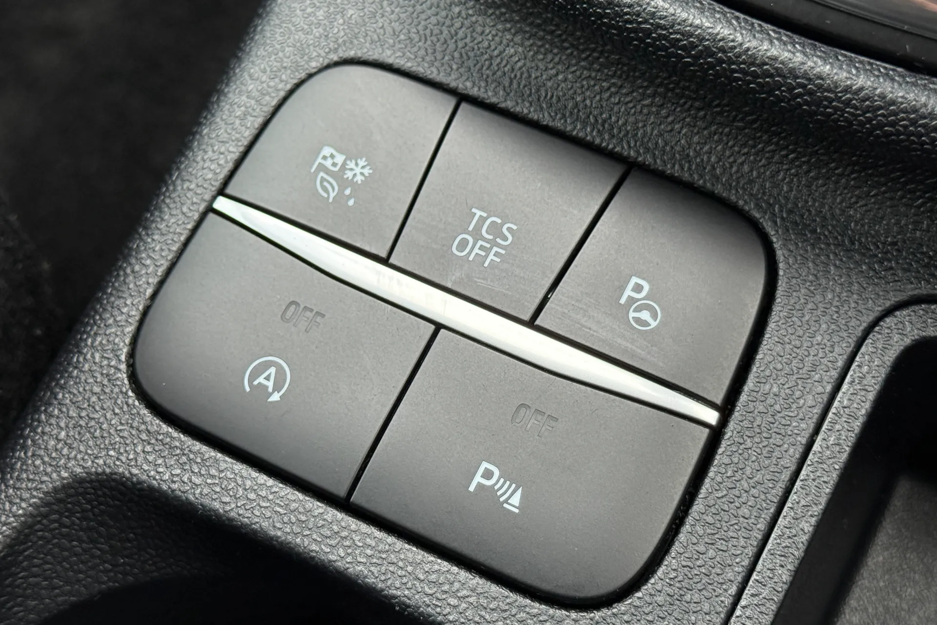 FORD FIESTA thumbnail image number 37