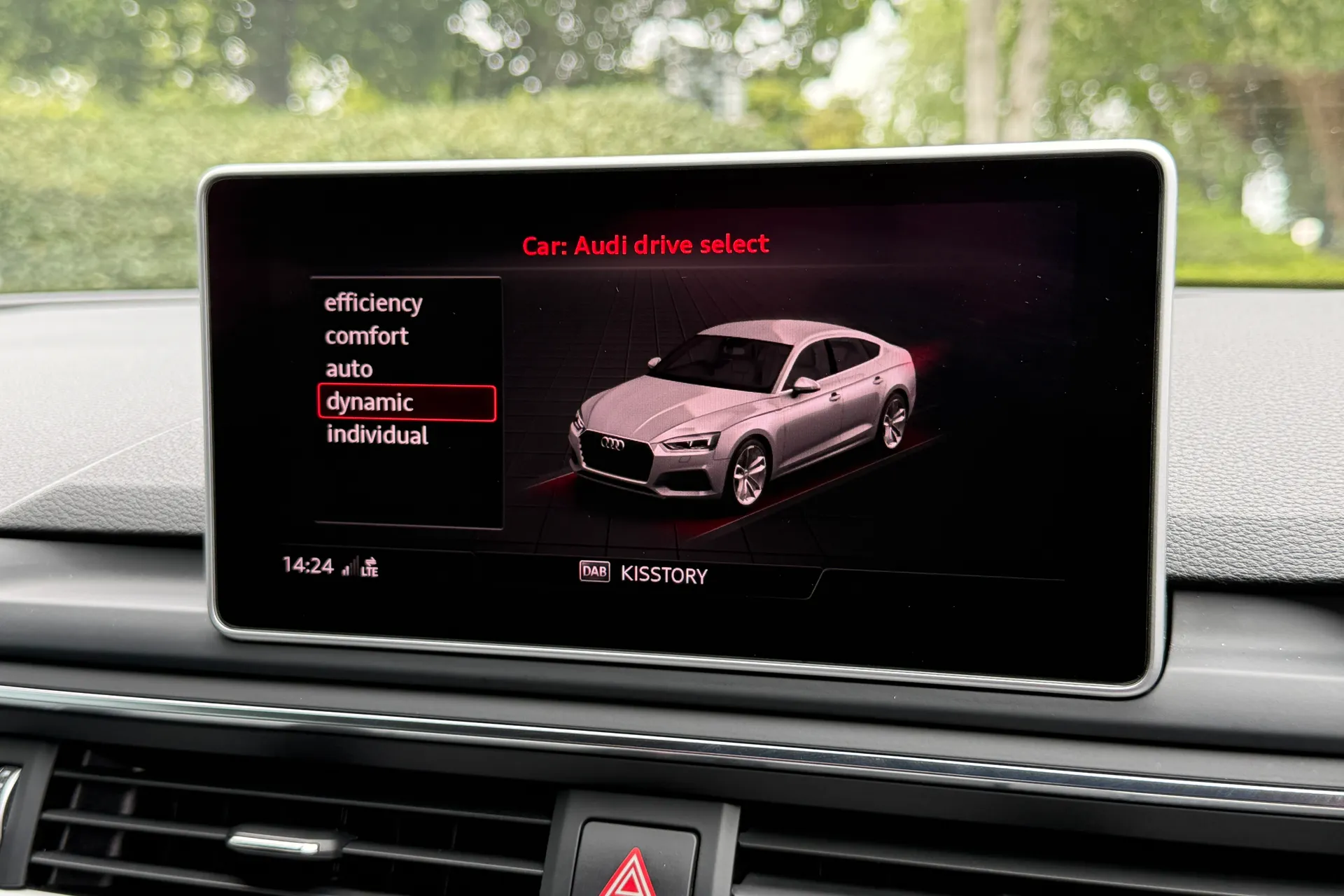 Audi A5 thumbnail image number 28