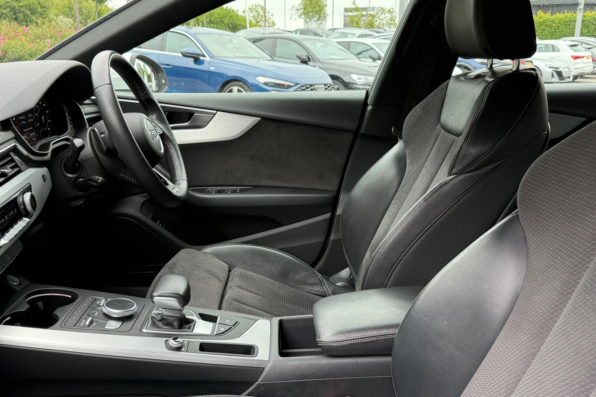Audi A5 thumbnail image number 39
