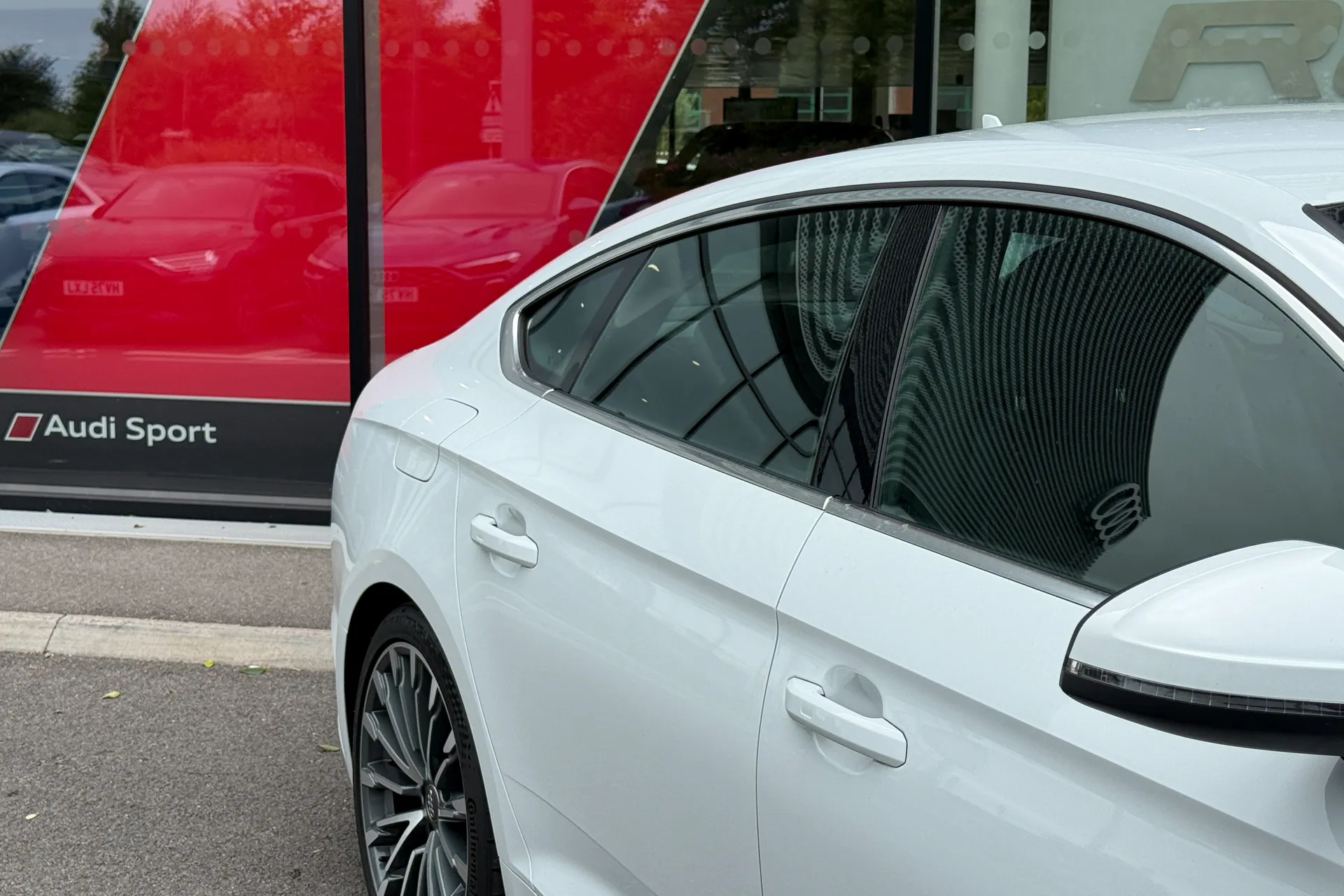 Audi A5 thumbnail image number 18