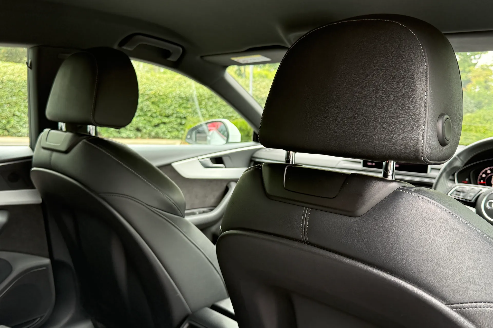 Audi A5 thumbnail image number 35